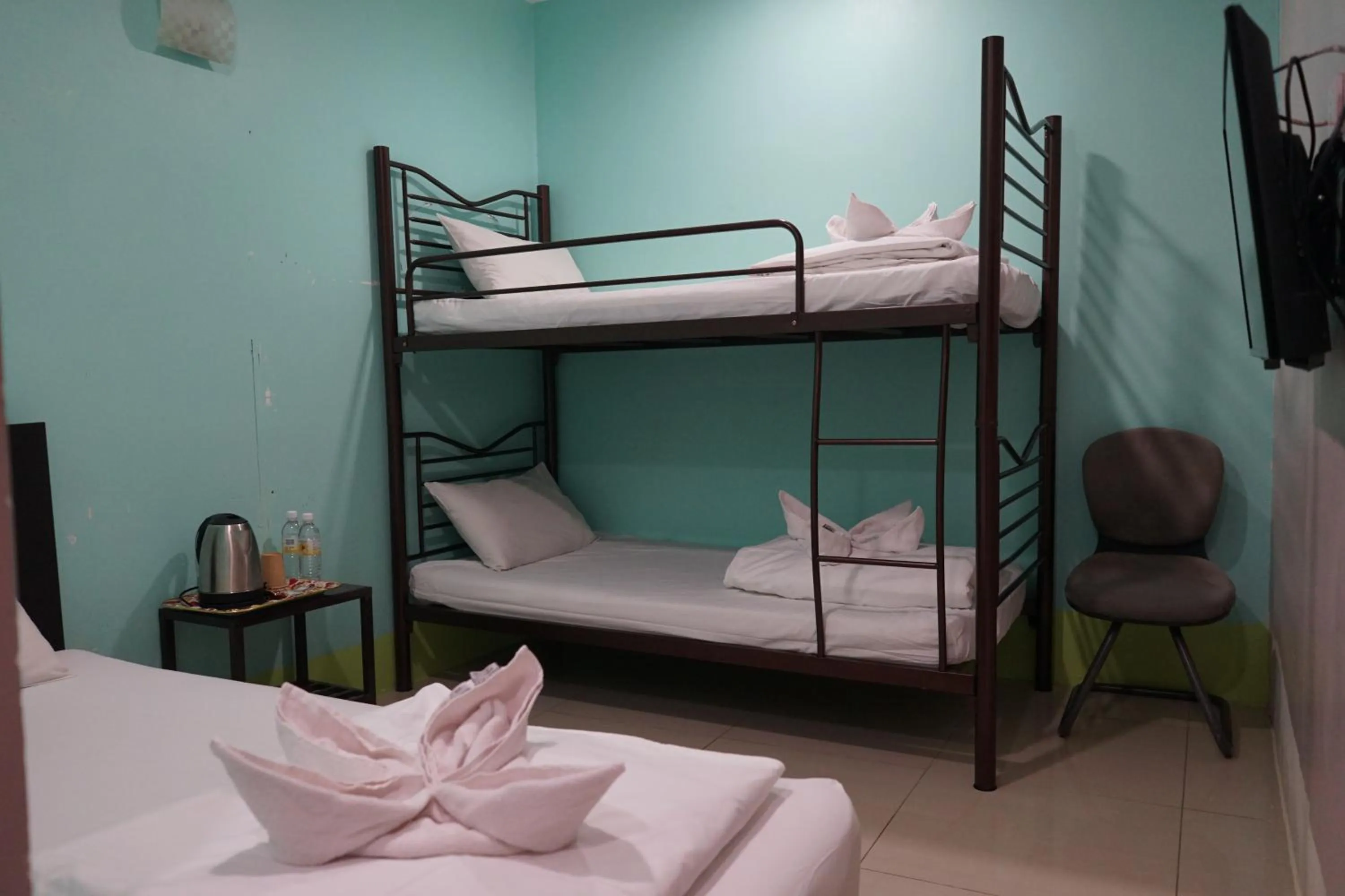 Bed in Hotel Victory Inn KLIA and KLIA 2