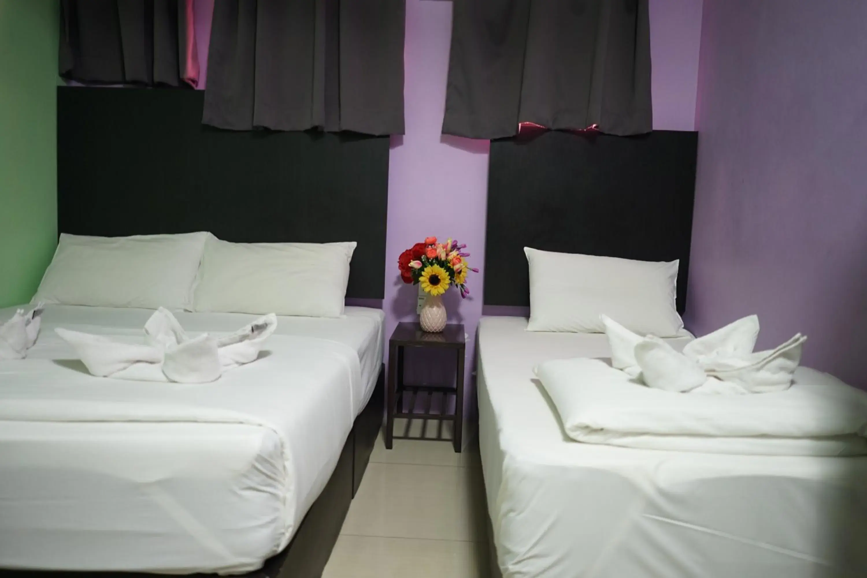 Standard Family Room in Hotel Victory Inn KLIA and KLIA 2 Standard Family Room in Hotel Victory Inn KLIA and KLIA 2