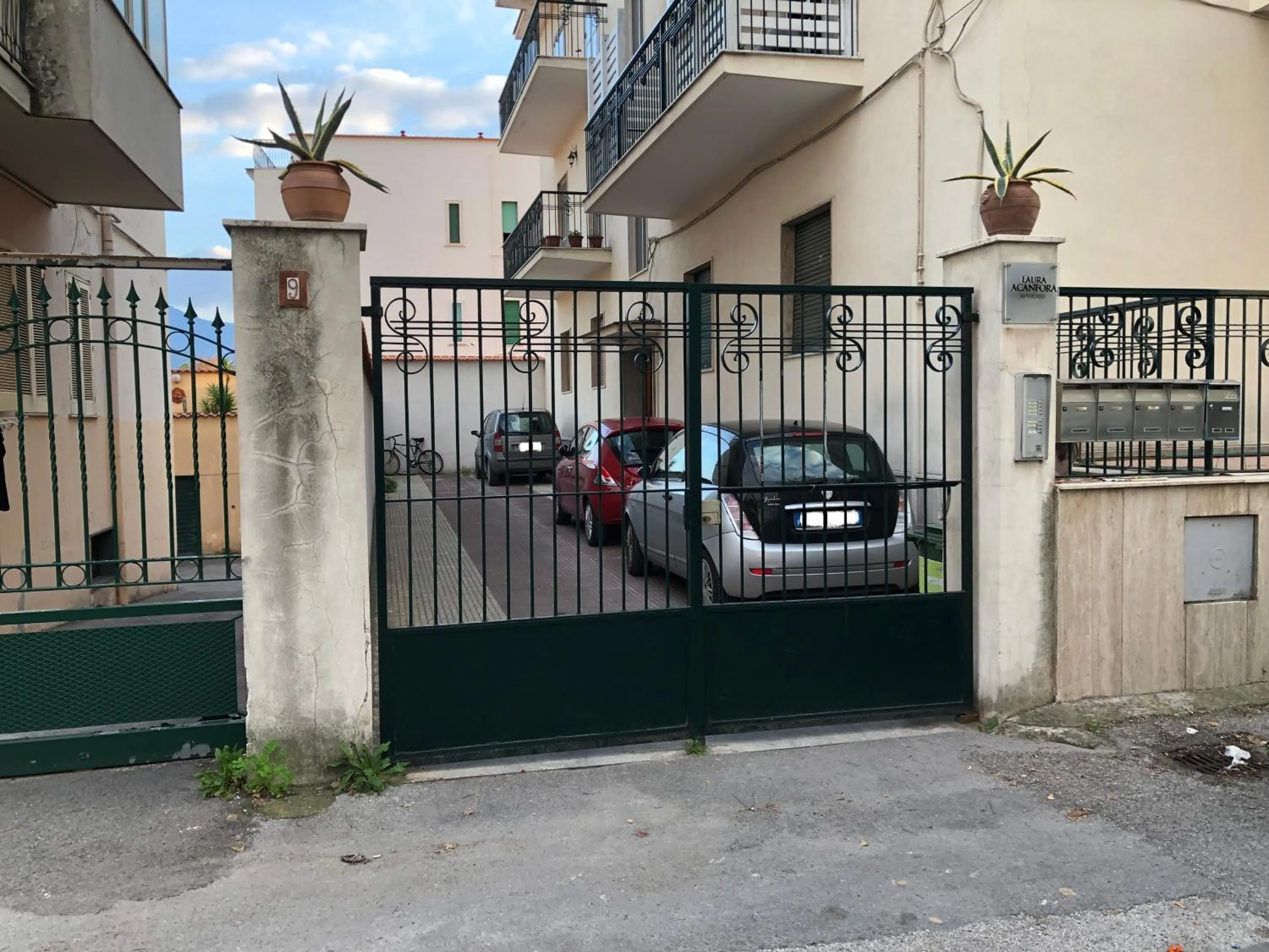 Facade/entrance in B&B Pompei Olympus