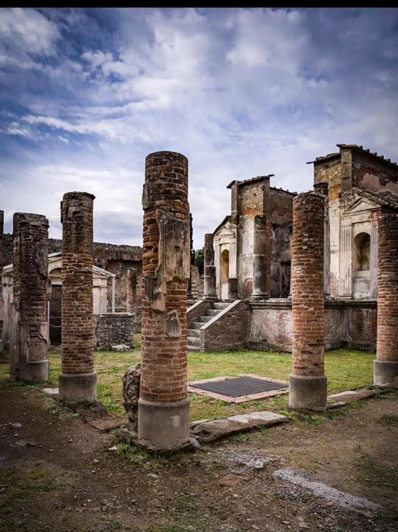 Nearby landmark in B&B Pompei Olympus