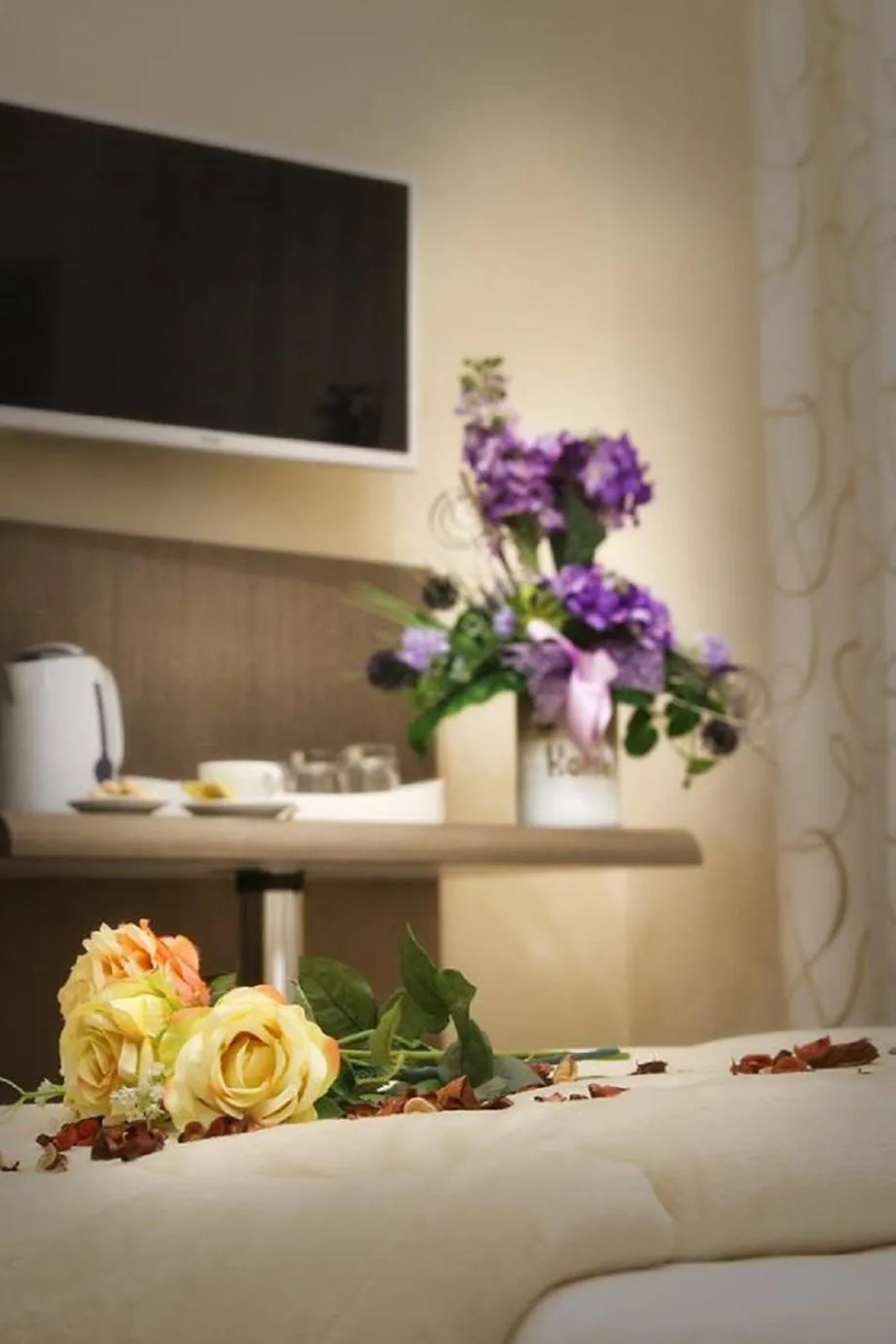 Coffee/tea facilities, Bed in B&B Pompei Olympus