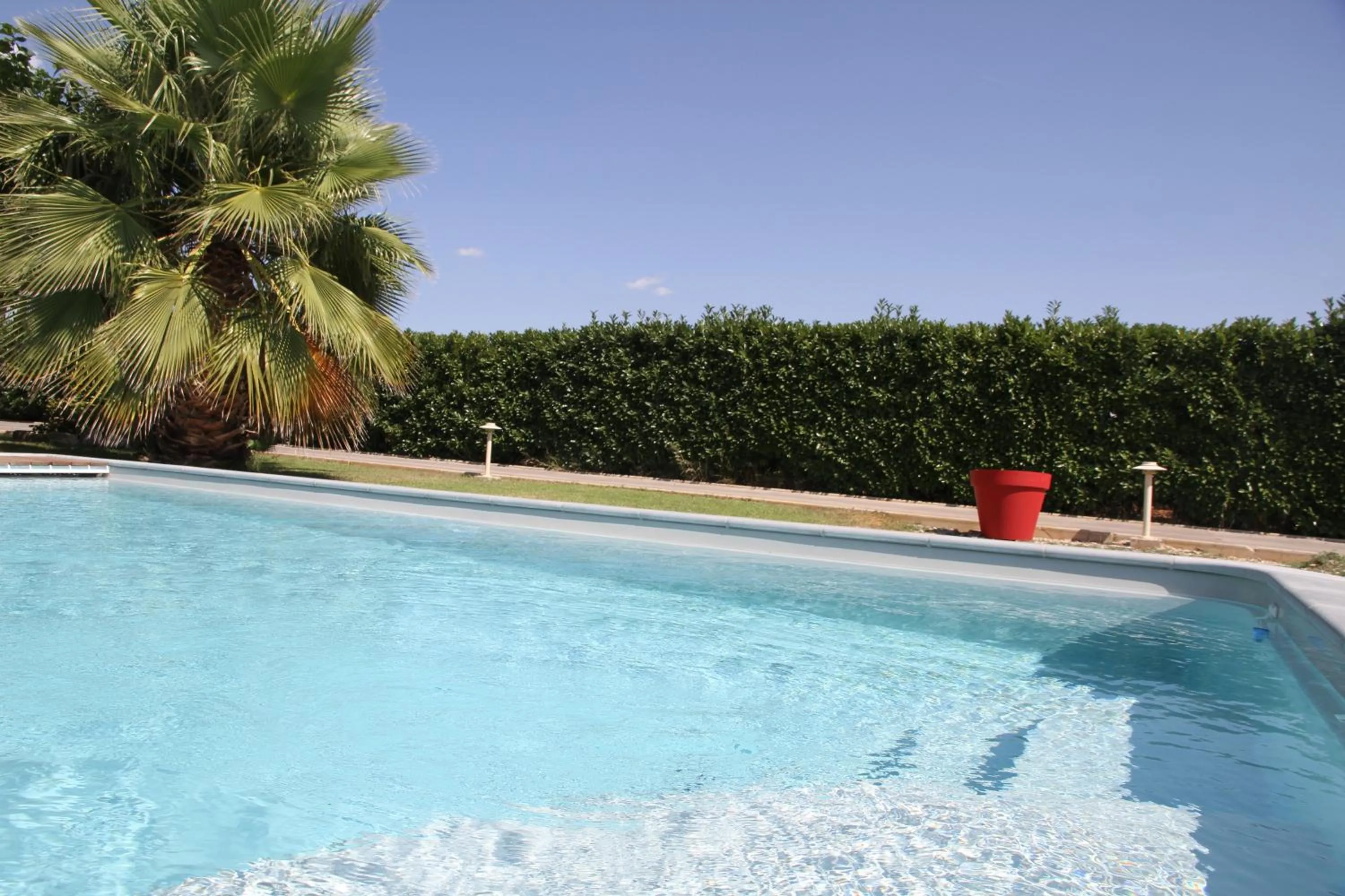 Swimming pool in Atelier des Vidaux