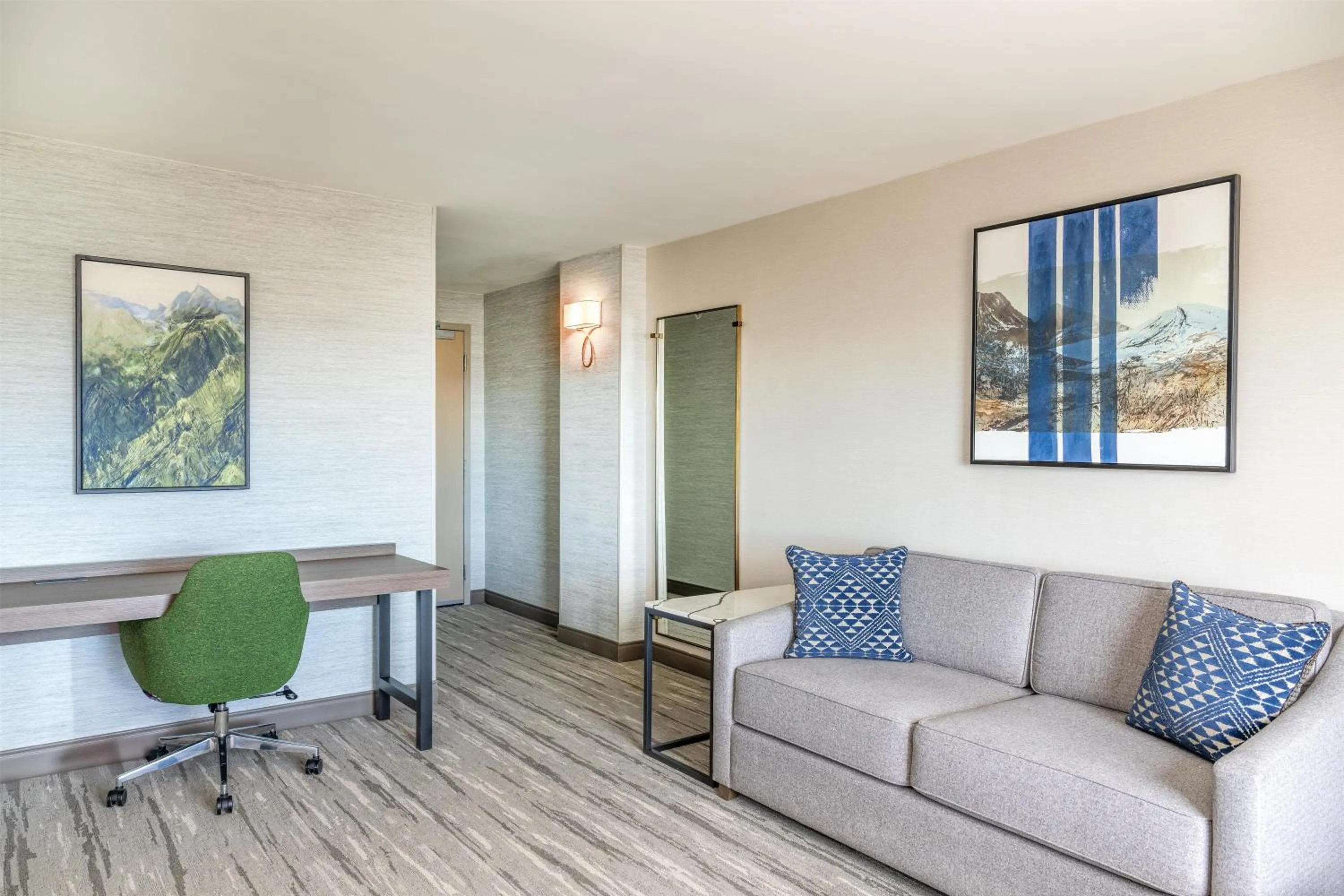 Bedroom in Hilton Garden Inn Denver Tech Center