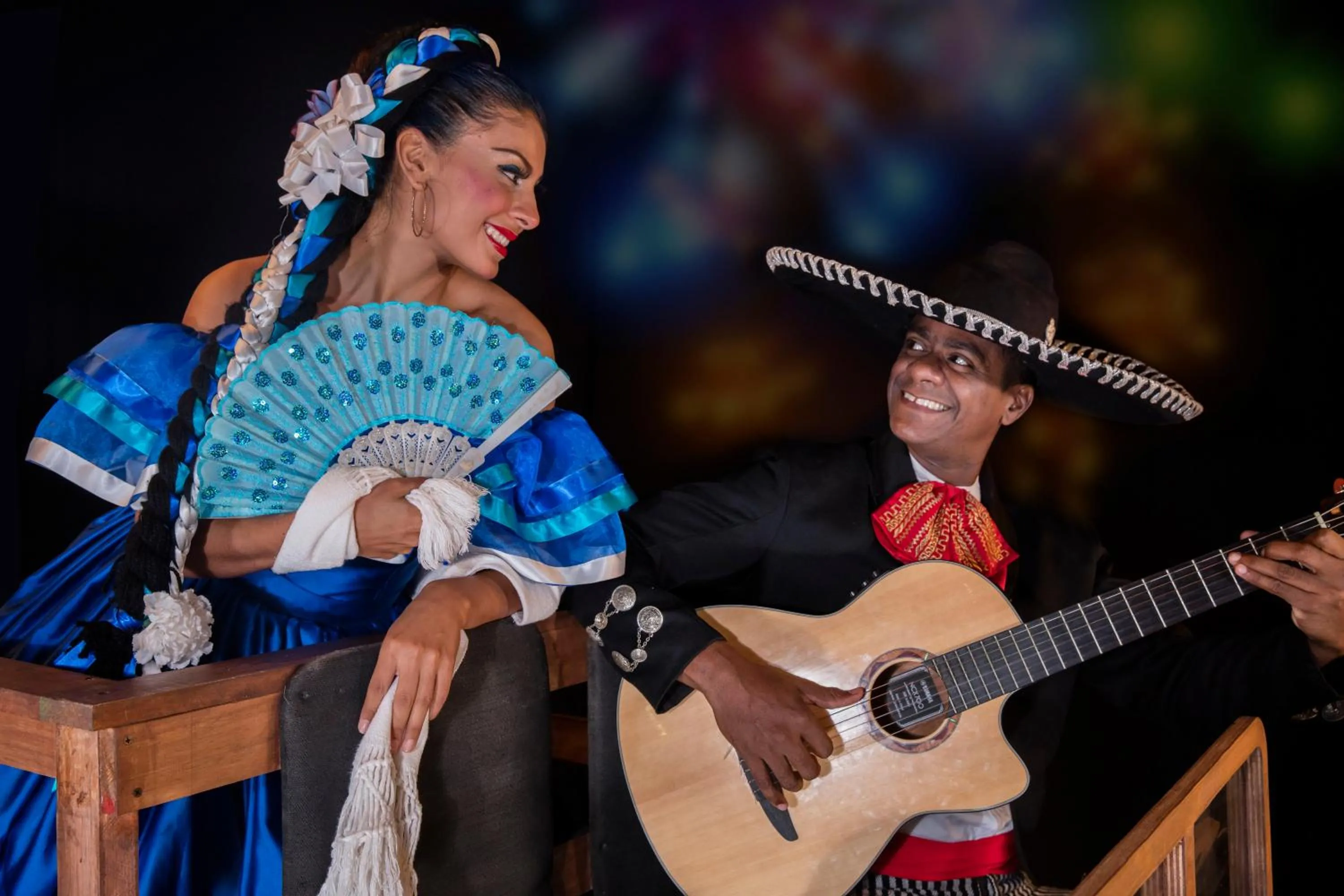 Evening entertainment in Barceló Huatulco - All Inclusive