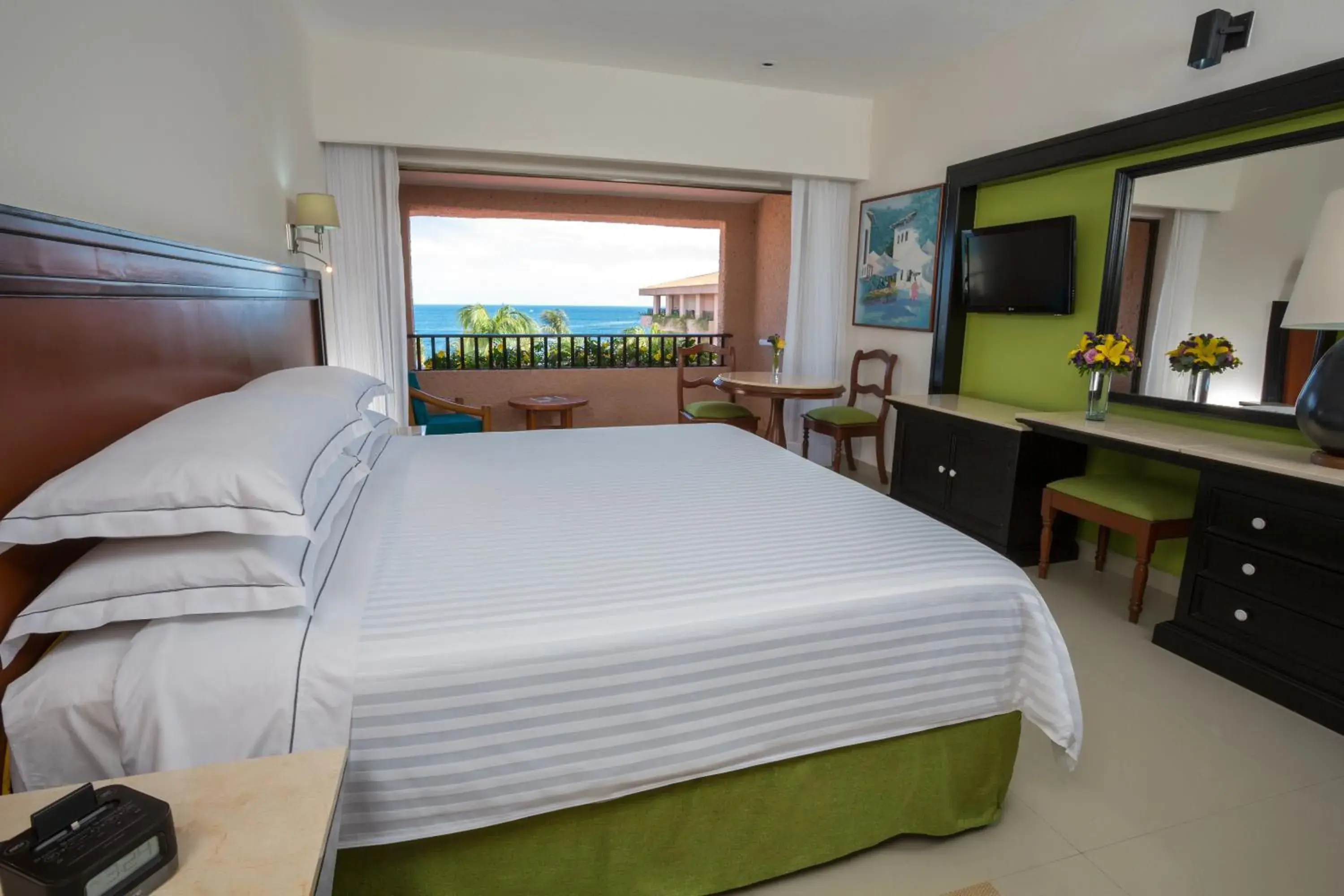 Deluxe Premium Level (1 Adult + 1 Child) in Barceló Huatulco - All Inclusive Deluxe Premium Level (1 Adult + 1 Child) in Barceló Huatulco - All Inclusive