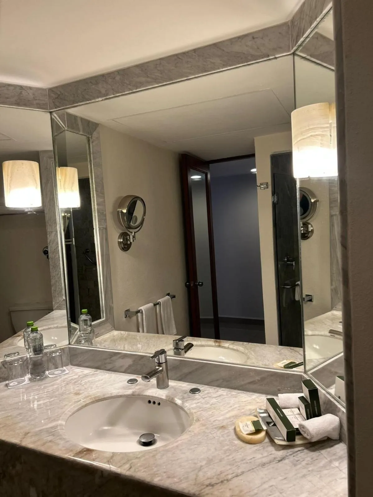 Shower in Barceló Huatulco - All Inclusive