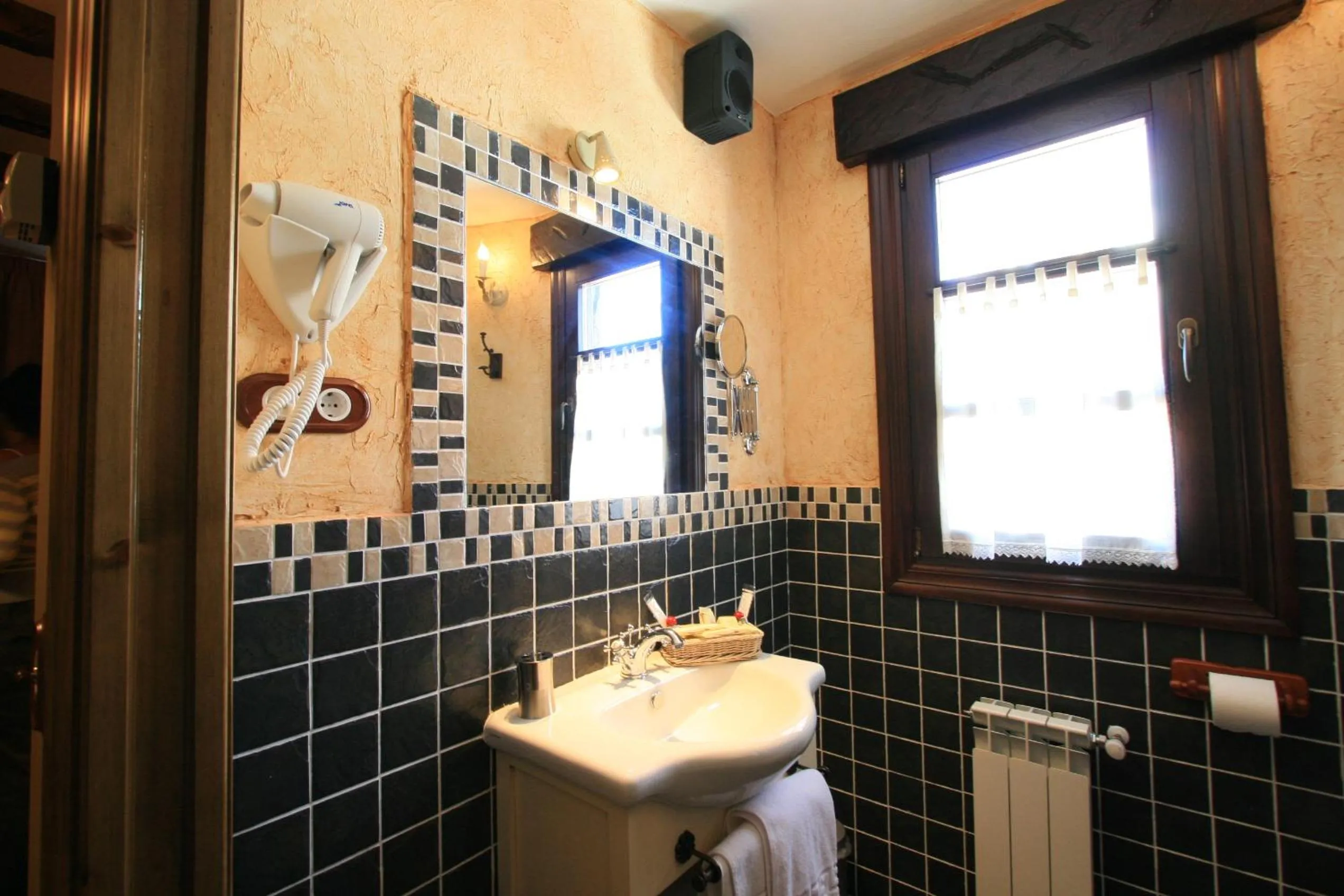 Decorative detail in Posada-Spa Privilegio de Vara