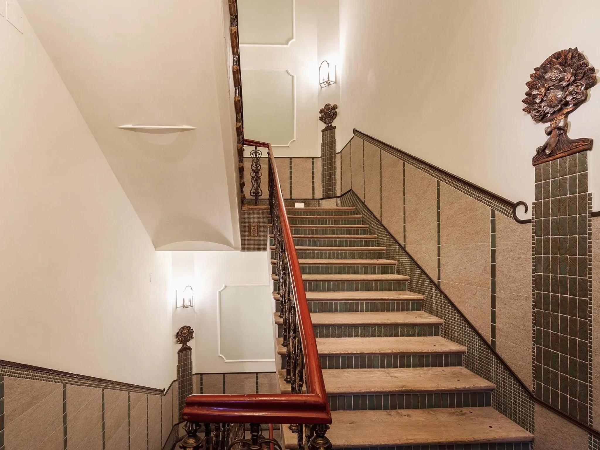 Lobby or reception in Elegant Apartments