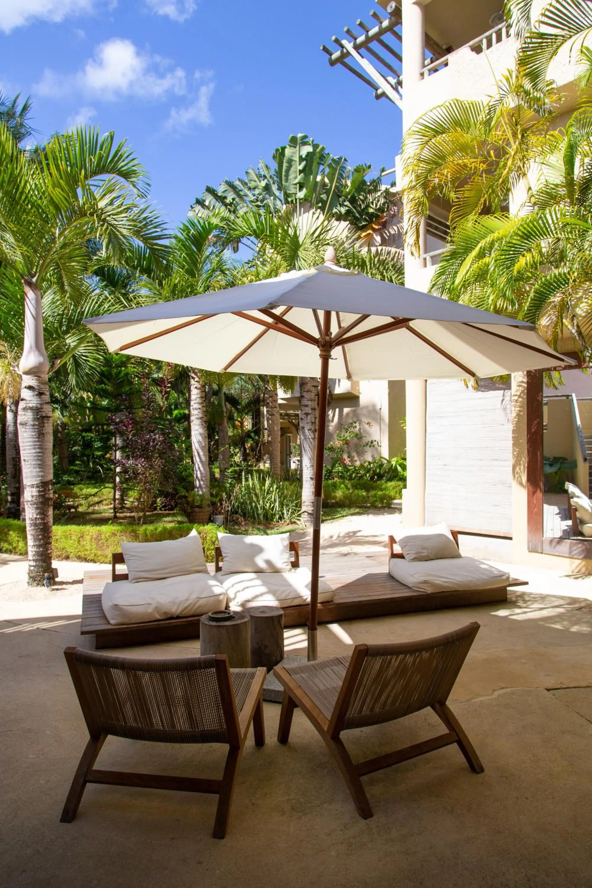 Patio in Friday Attitude