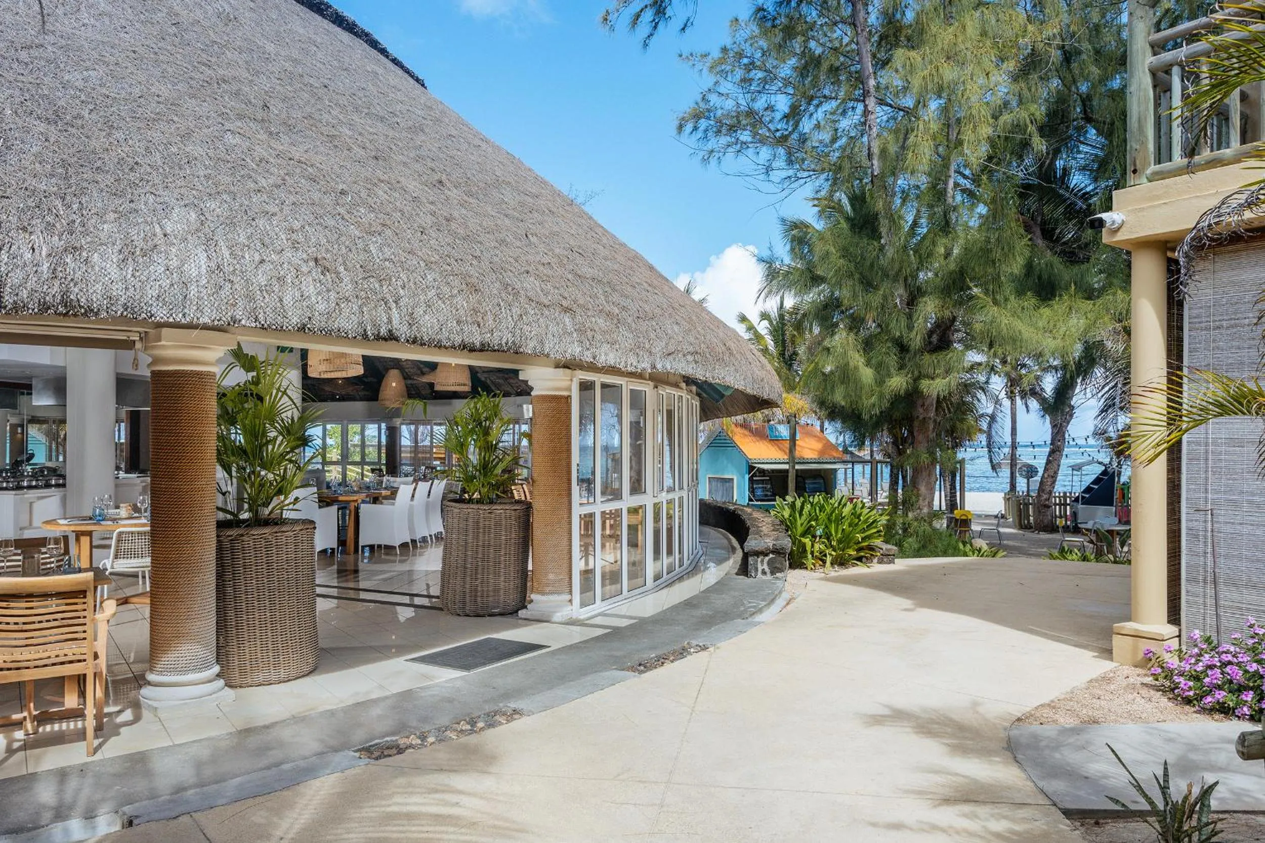 Restaurant/places to eat in Friday Attitude