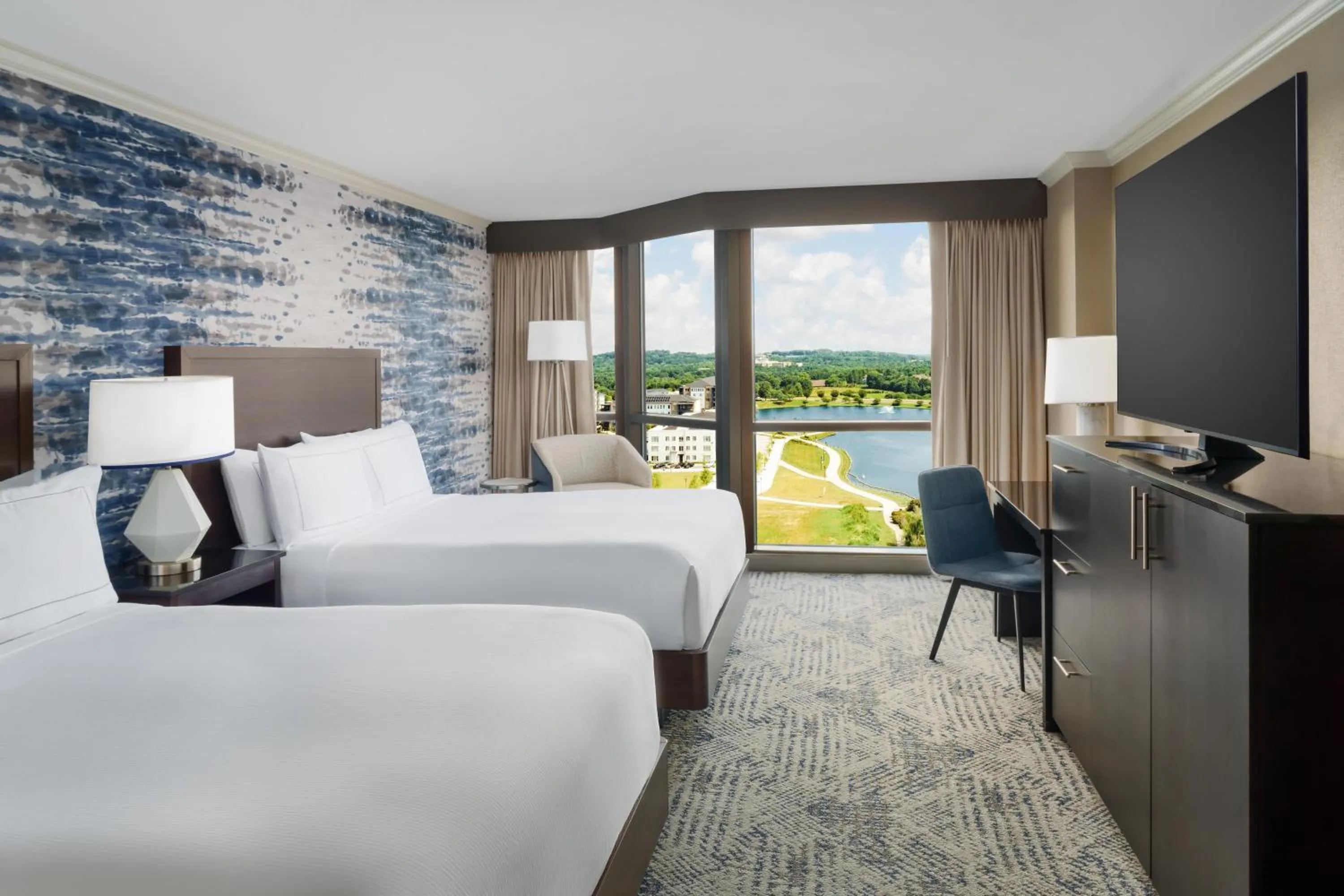 Bed in Hilton Charlotte University Place