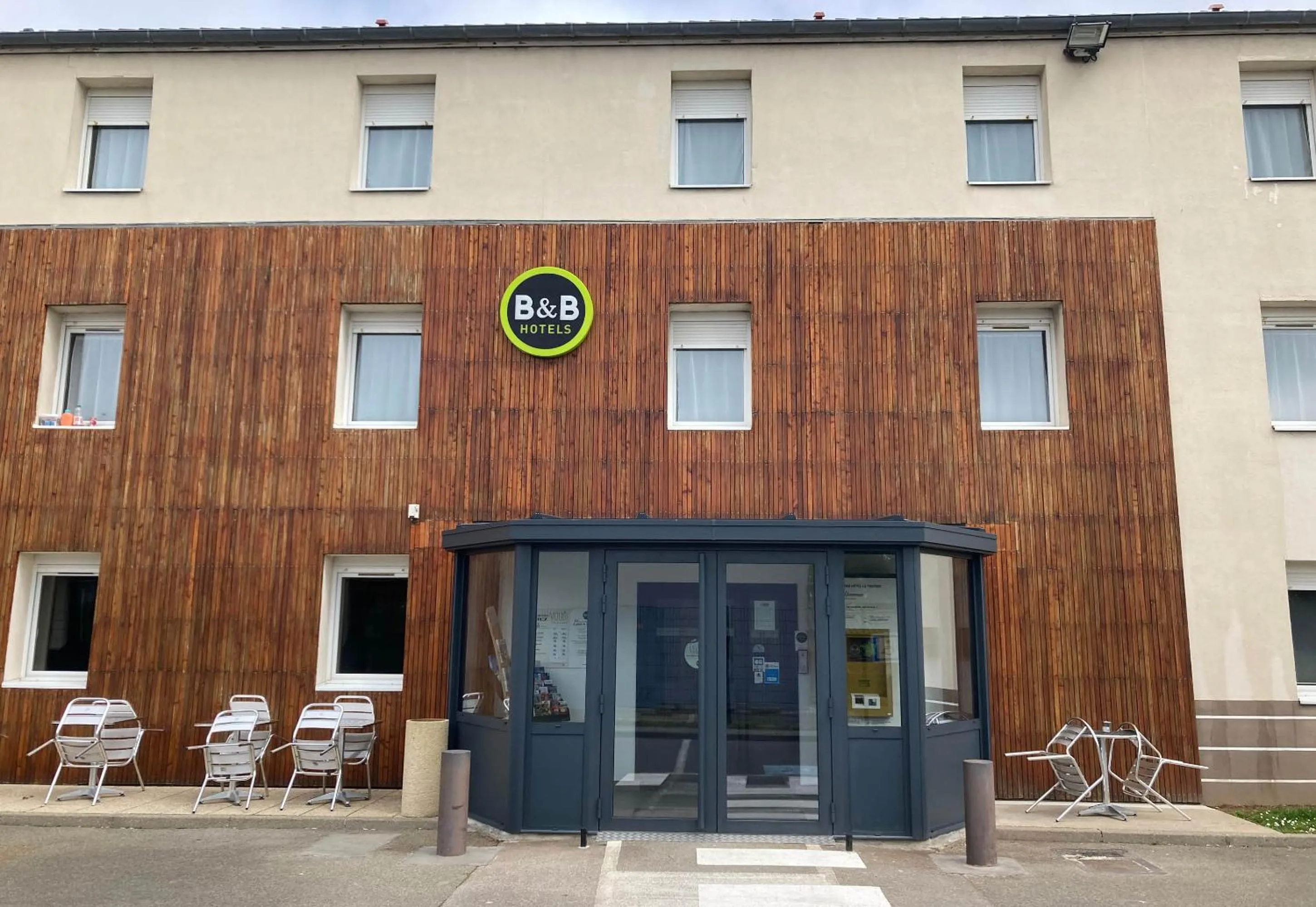 Property building in B&B HOTEL Le Tréport Friville