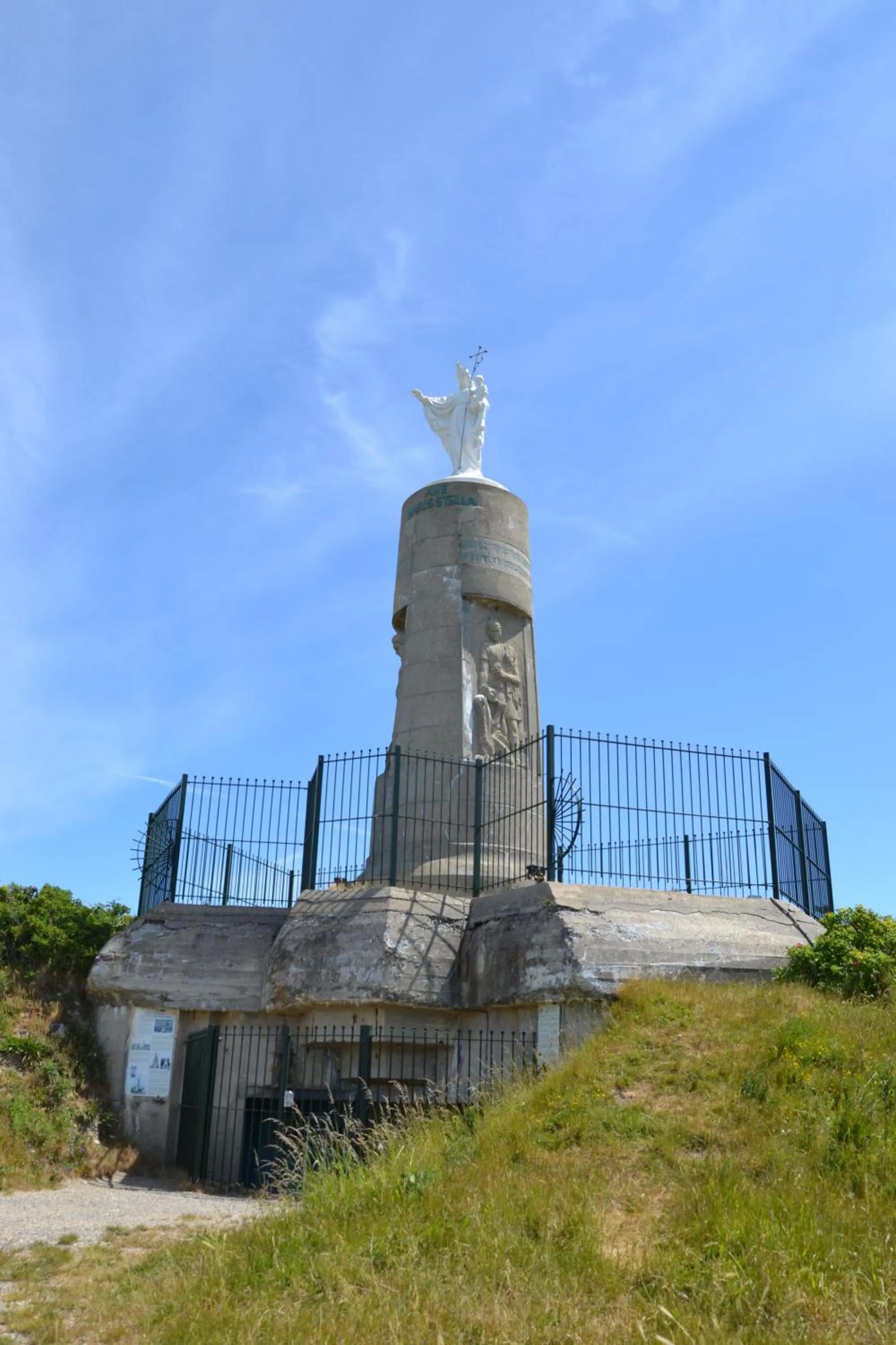 Nearby landmark in B&B HOTEL Le Tréport Friville