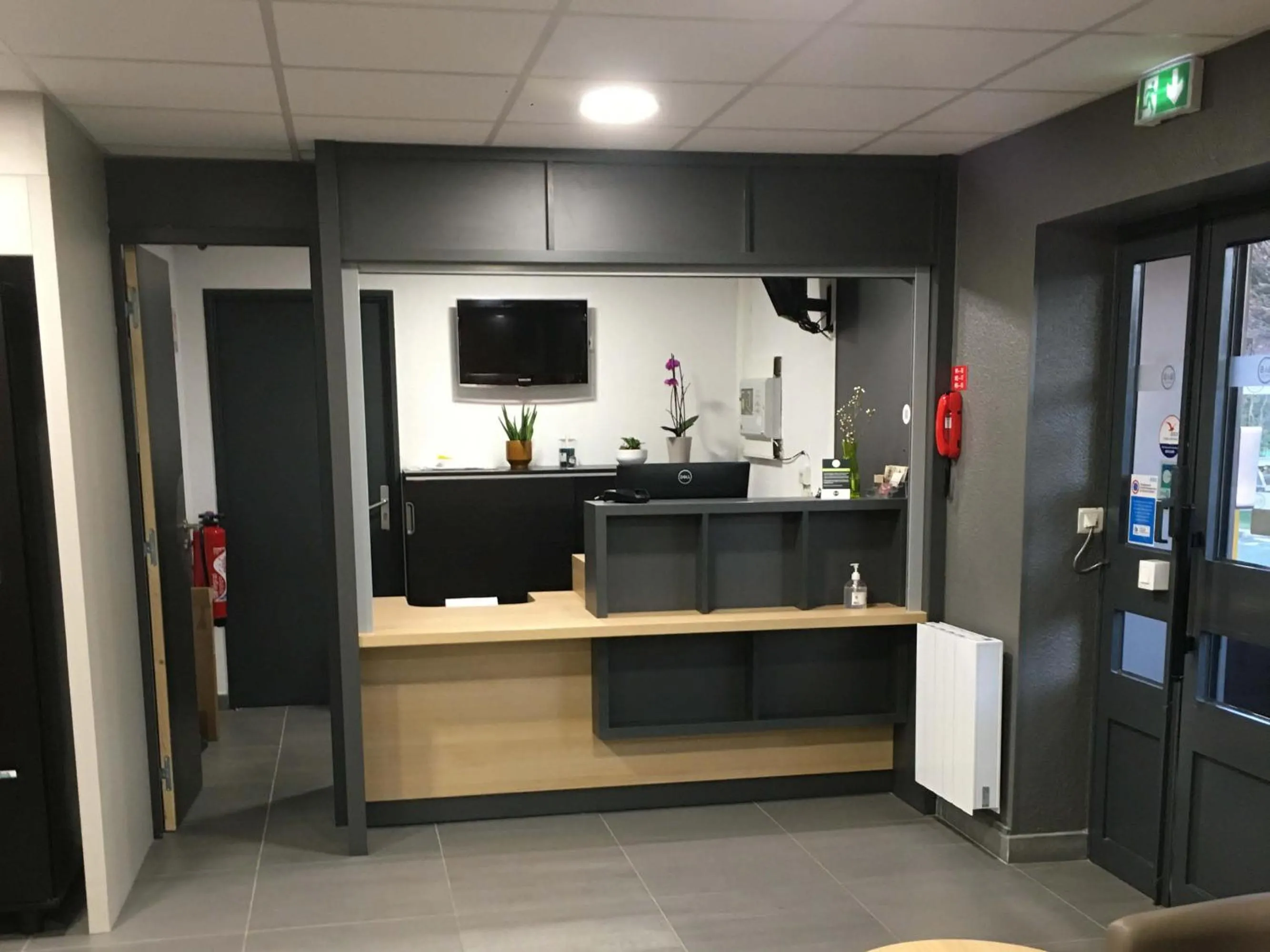 Lobby or reception in B&B HOTEL Le Tréport Friville
