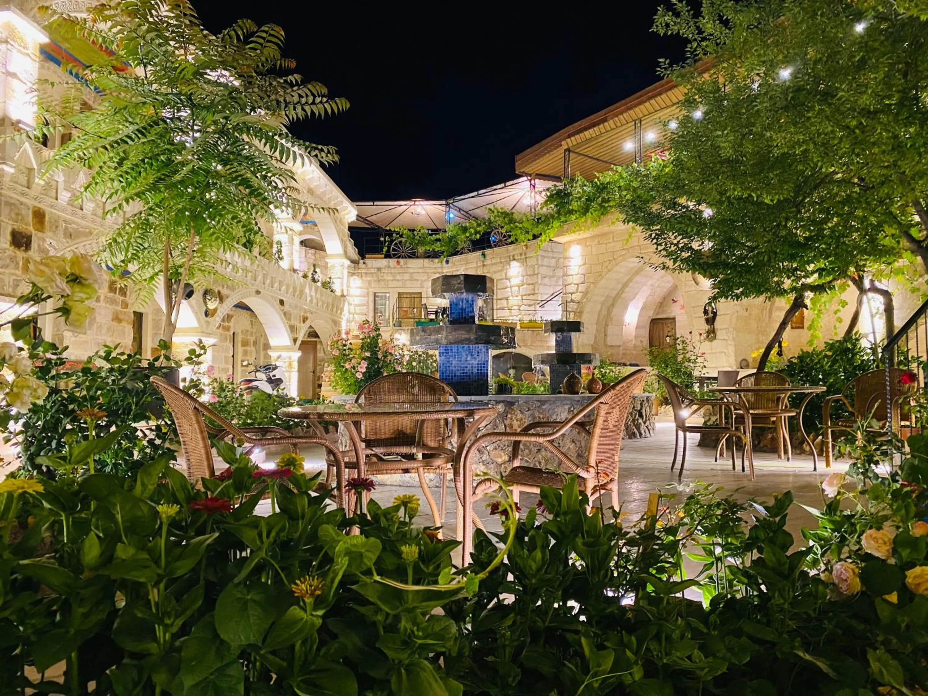 Property building in Kayatas Cave Suites