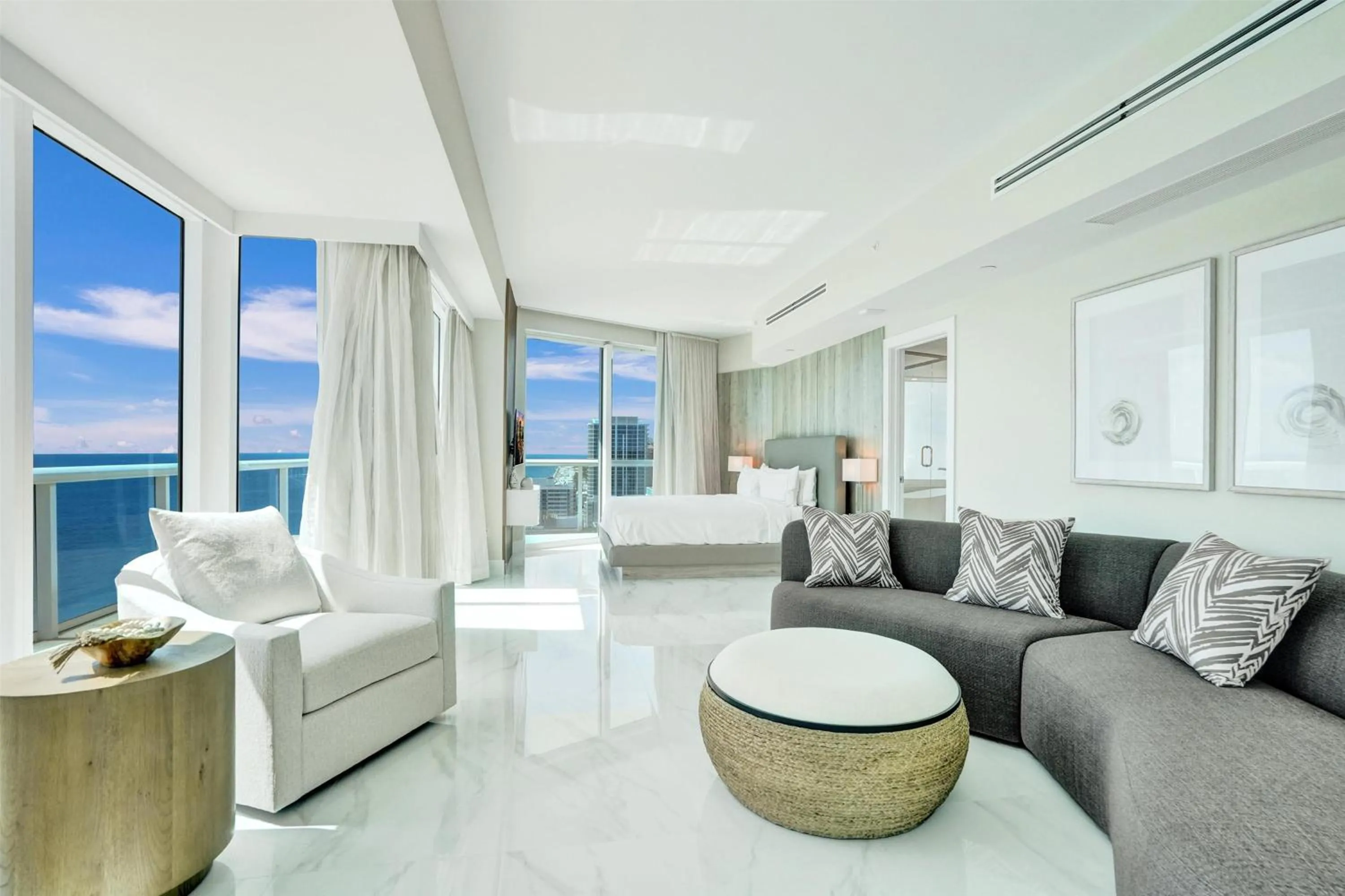 Living room in Beach House Fort Lauderdale, A Hilton Resort