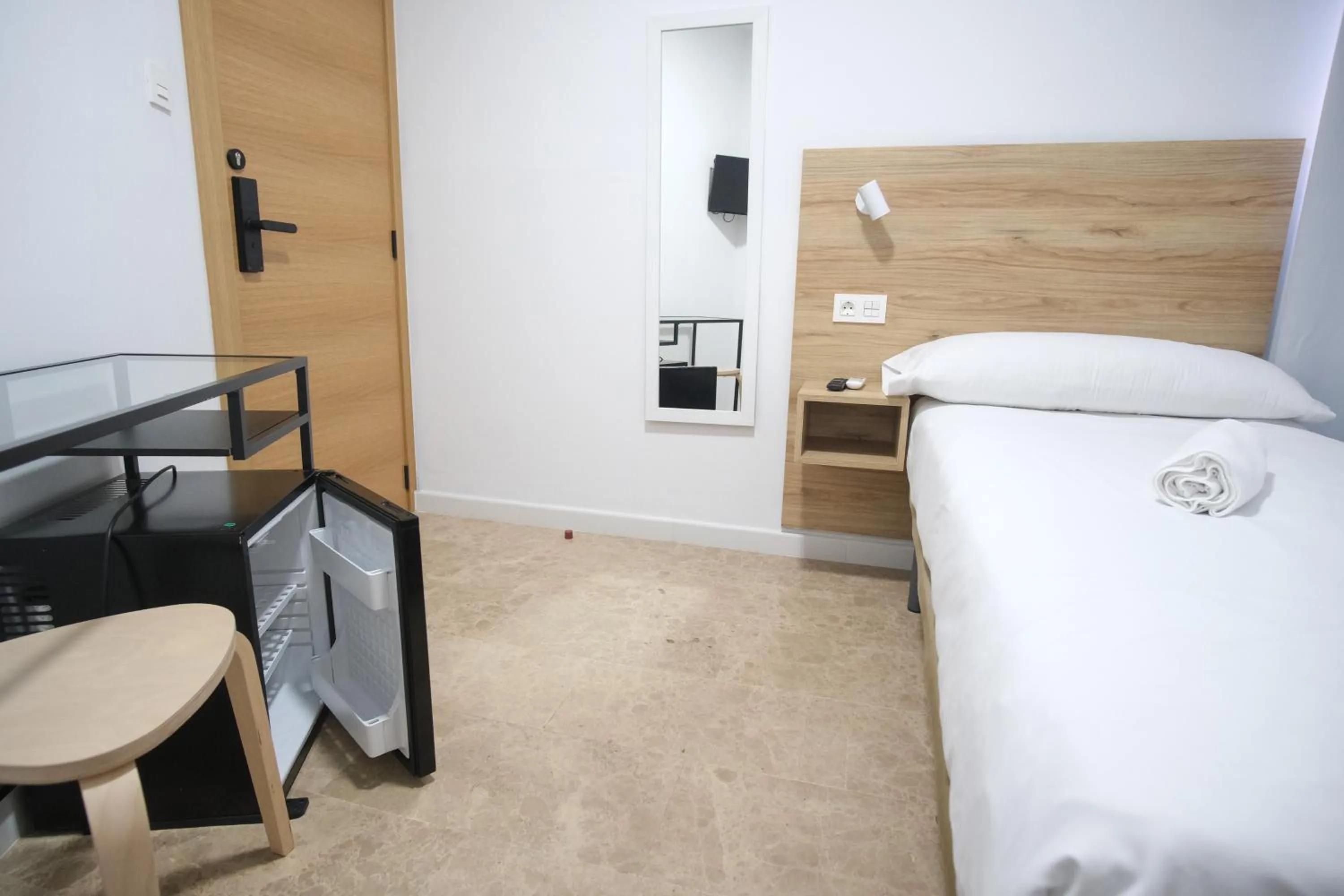 Bed in Urban Rooms Alicante