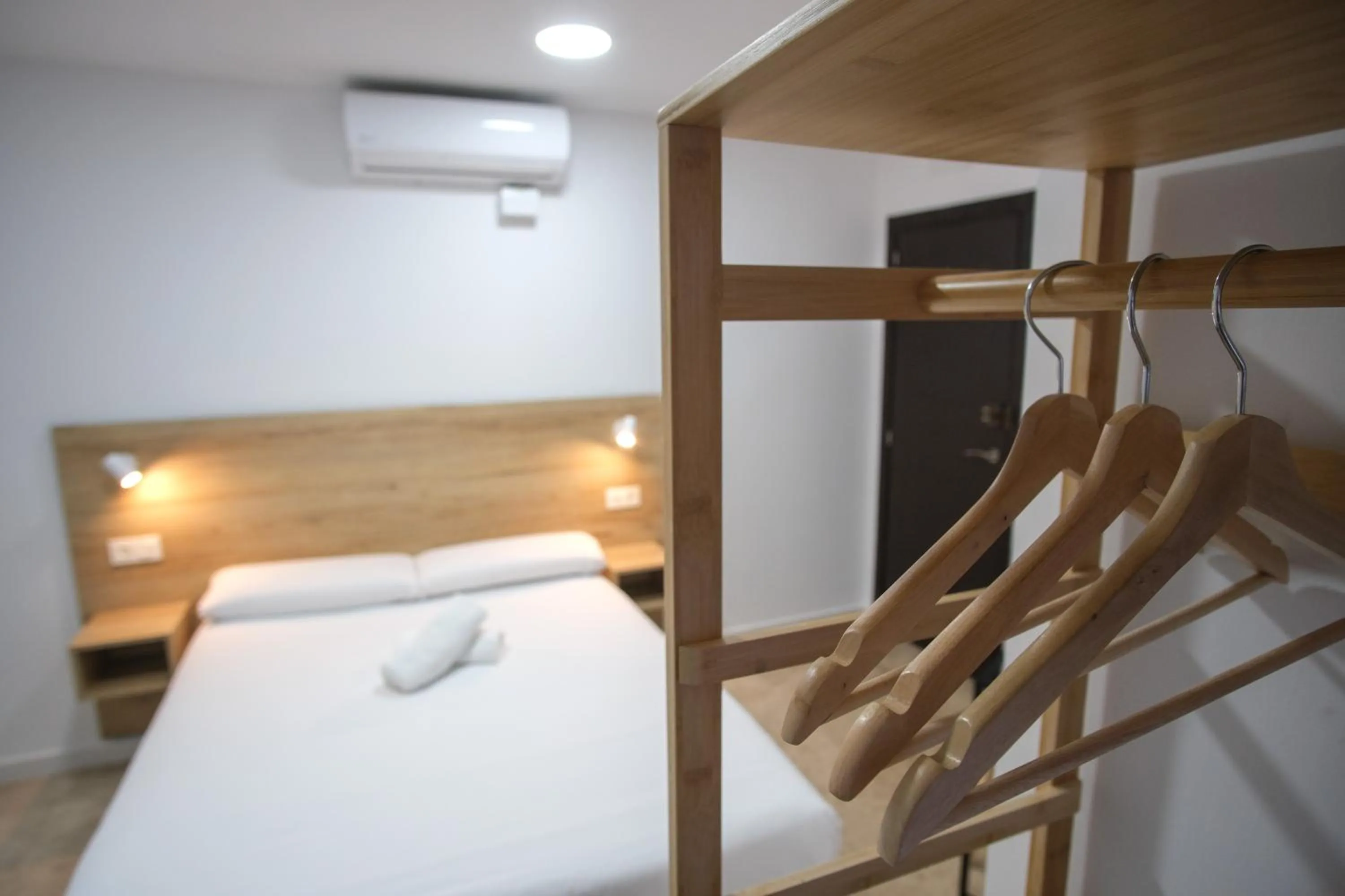 Bed in Urban Rooms Alicante