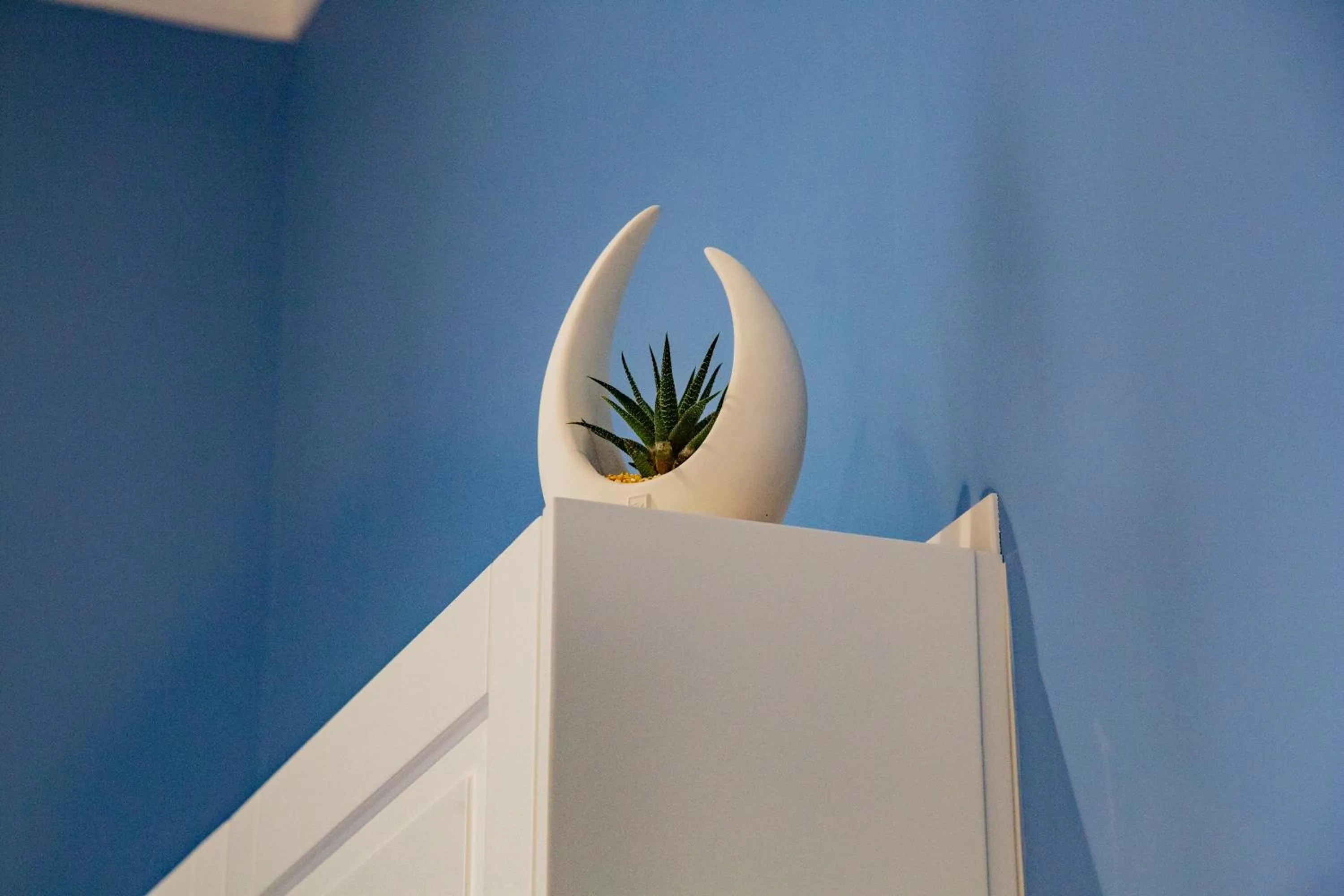 Decorative detail in Suite CuoreNapoletano