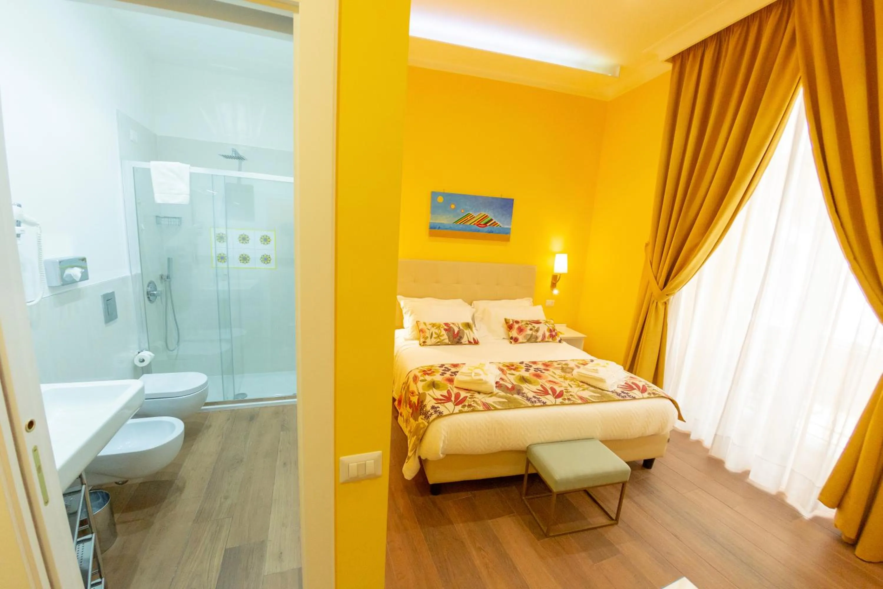 Bedroom, Bed in Suite CuoreNapoletano