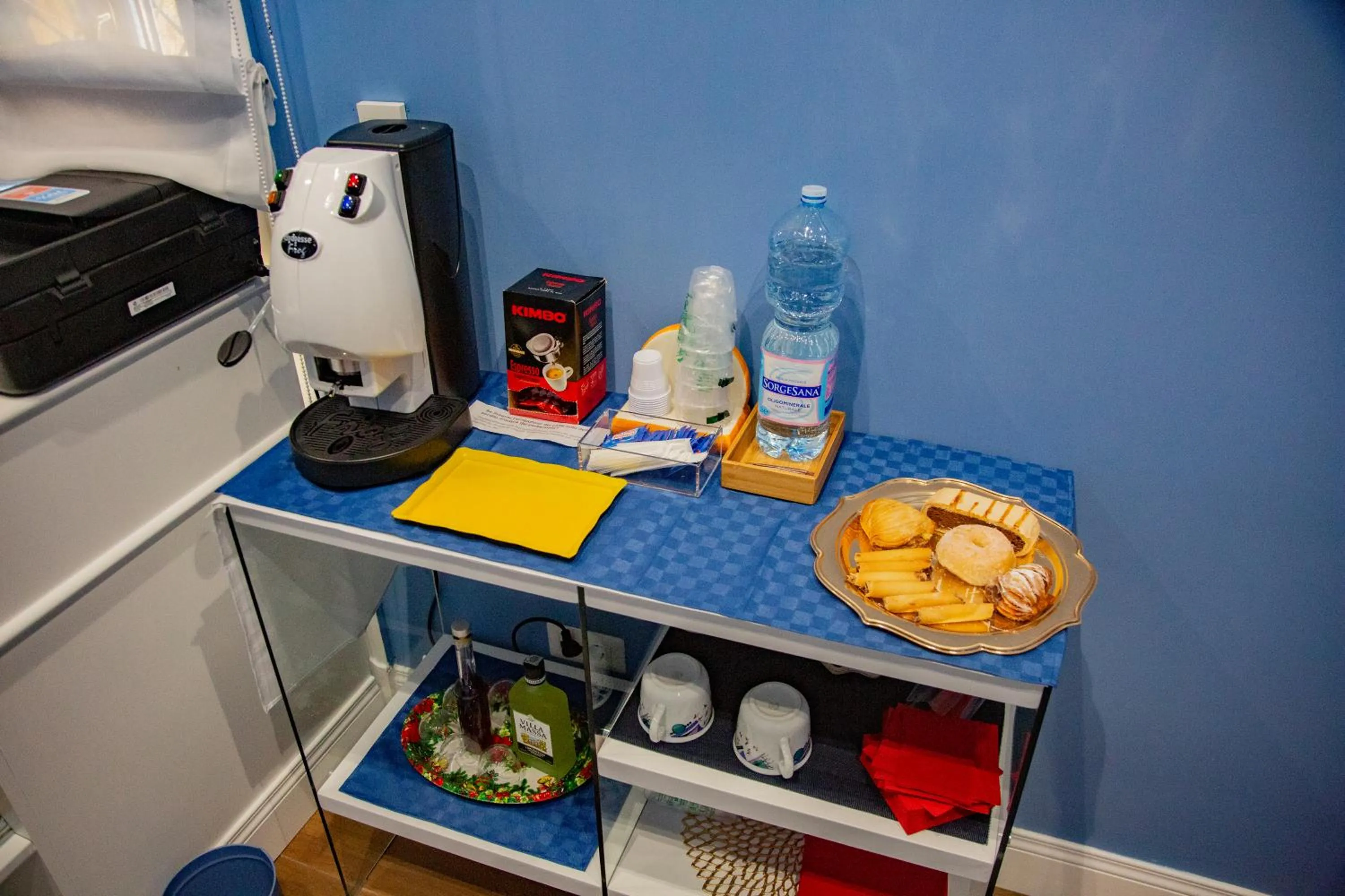 Food and drinks in Suite CuoreNapoletano