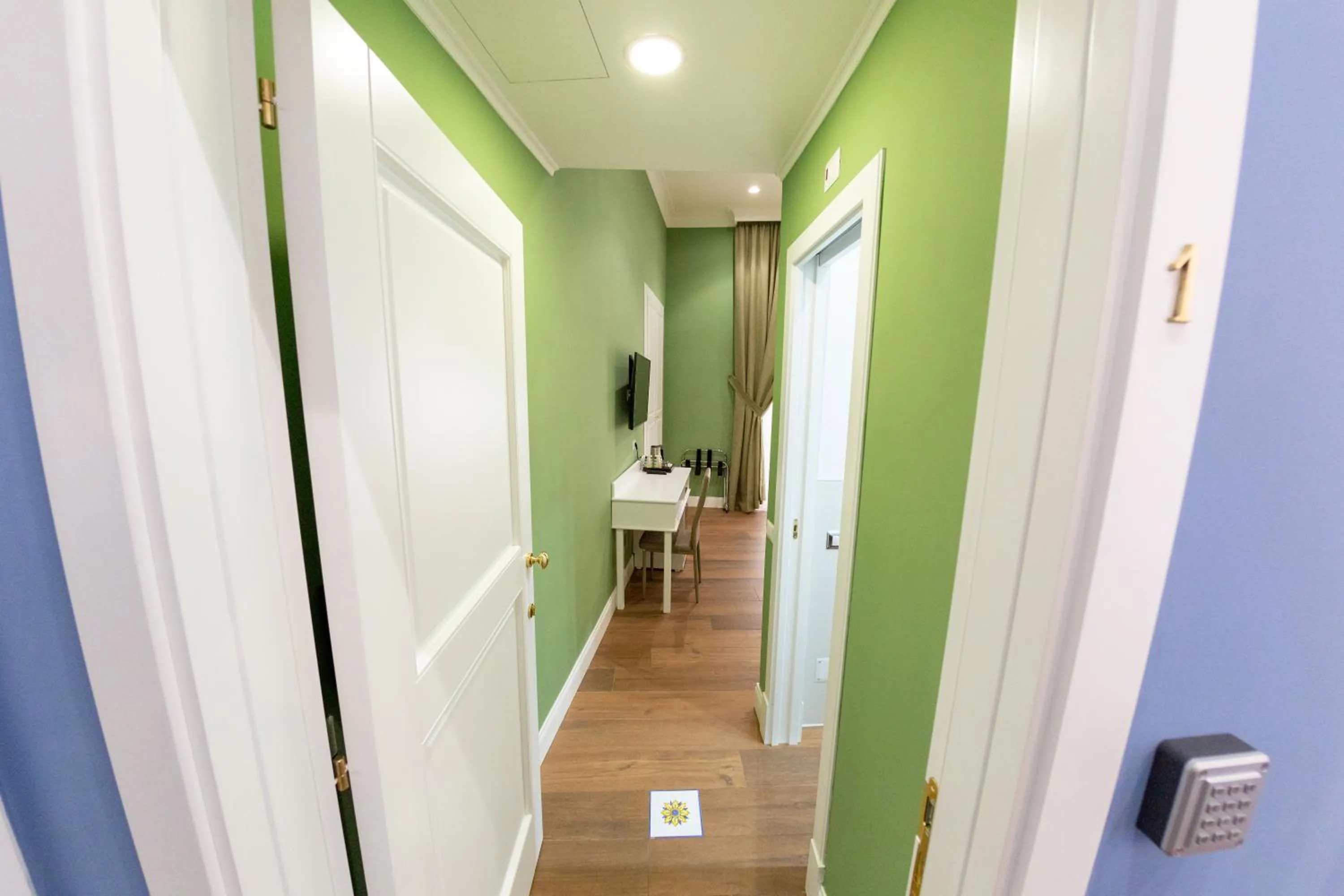 Bedroom in Suite CuoreNapoletano