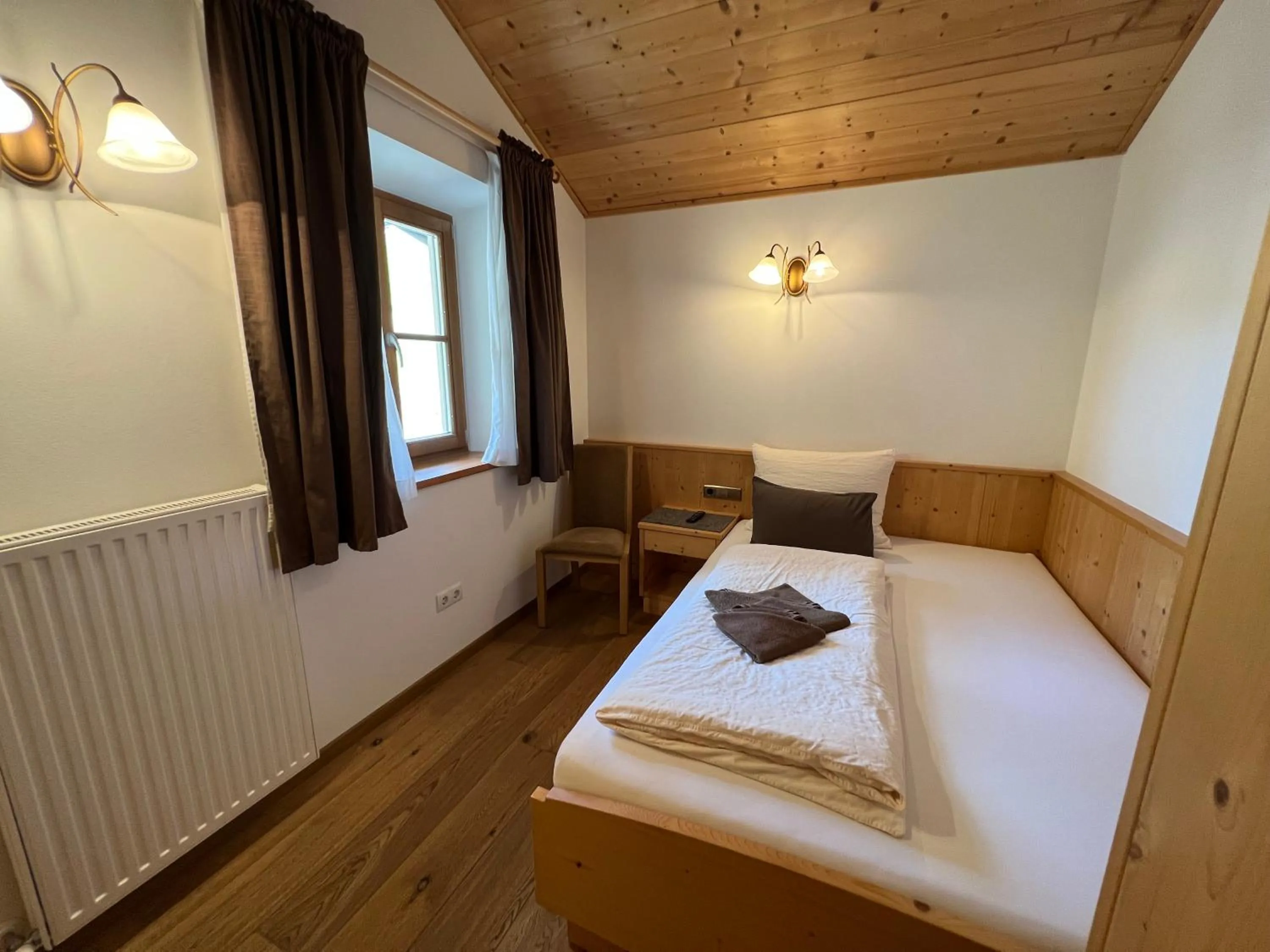 Bed in Gasthaus Bad Siess