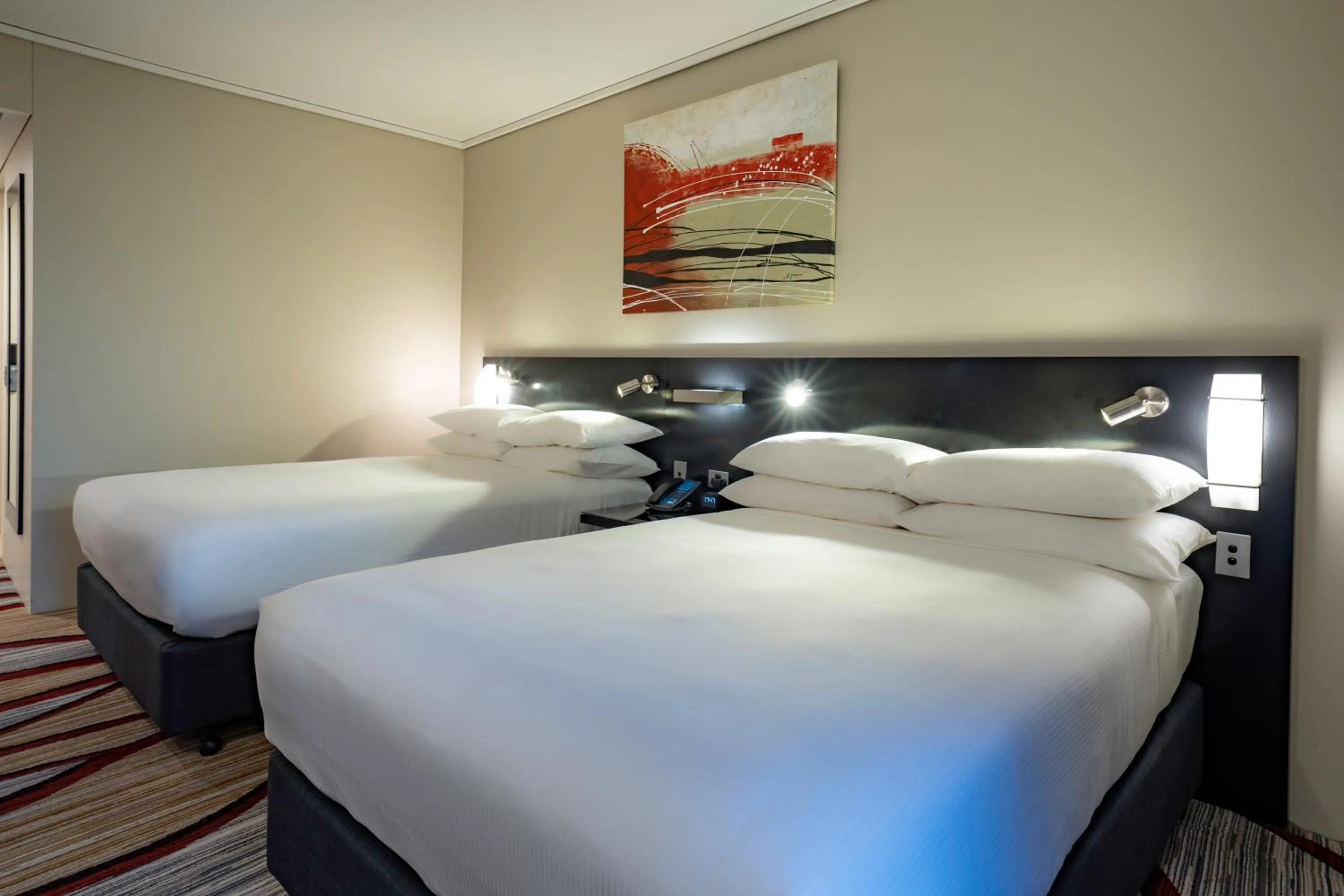 Bedroom, Bed in Hilton Cairns