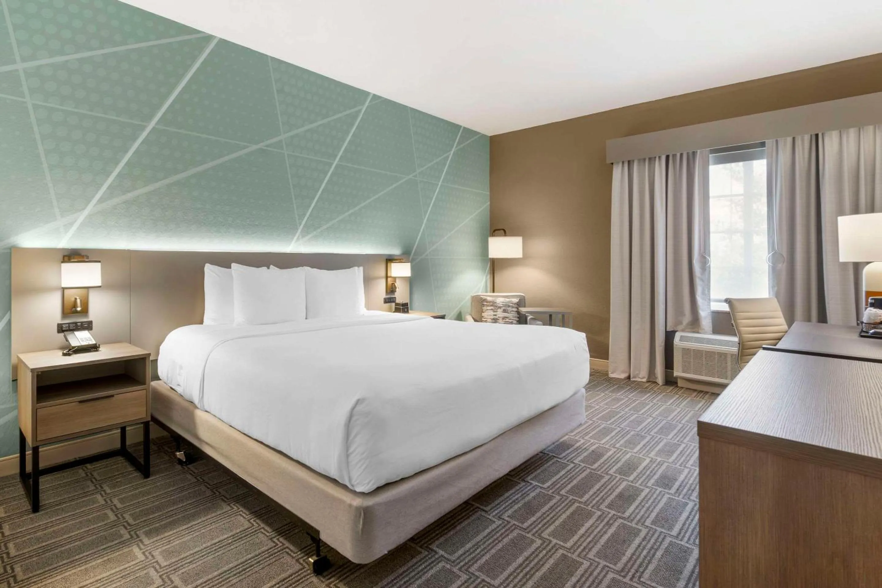 Bedroom, Bed in Comfort Inn & Suites Port Charlotte-Punta Gorda