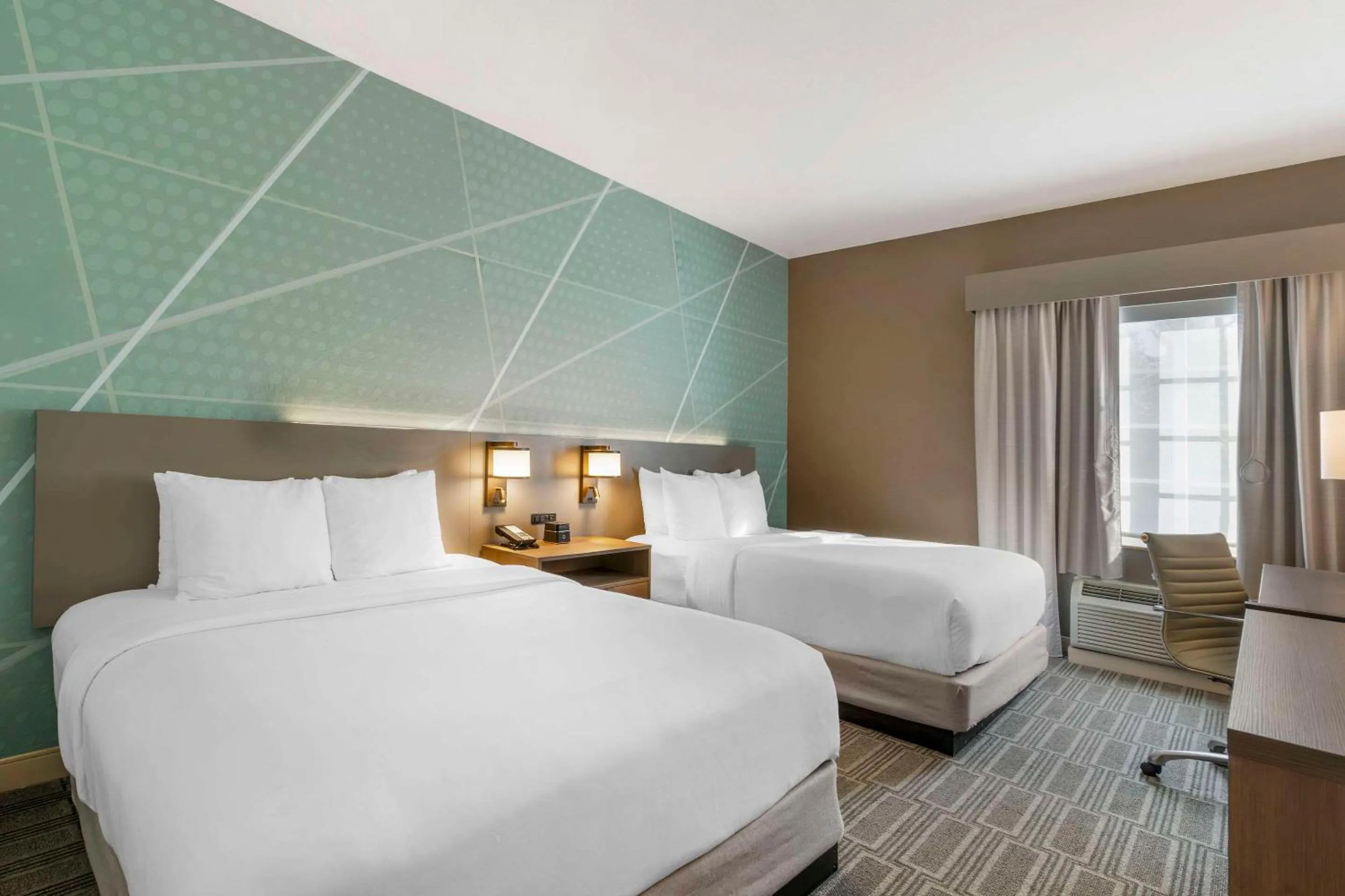 Bedroom, Bed in Comfort Inn & Suites Port Charlotte-Punta Gorda