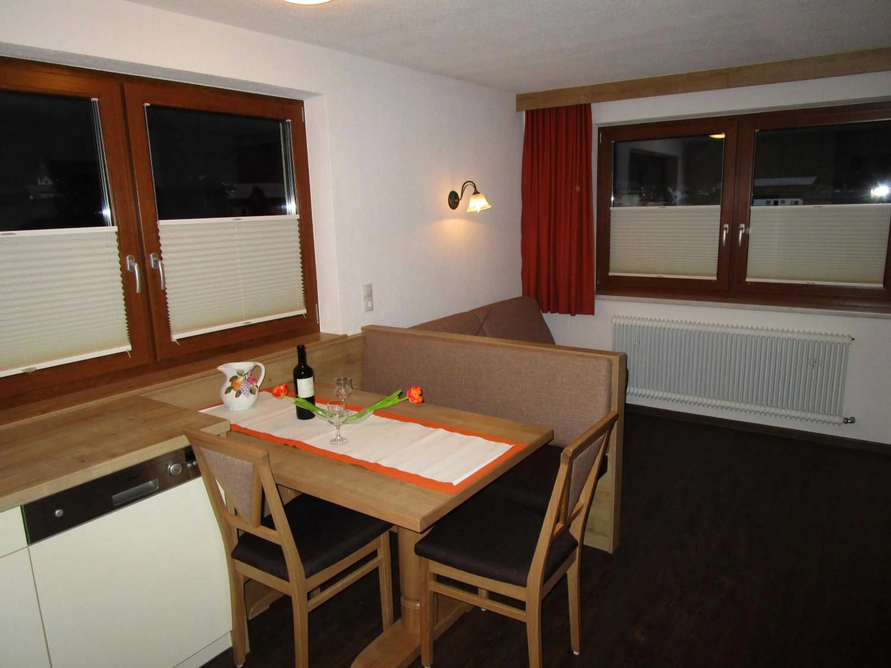 Dining area in Gästehaus Helga