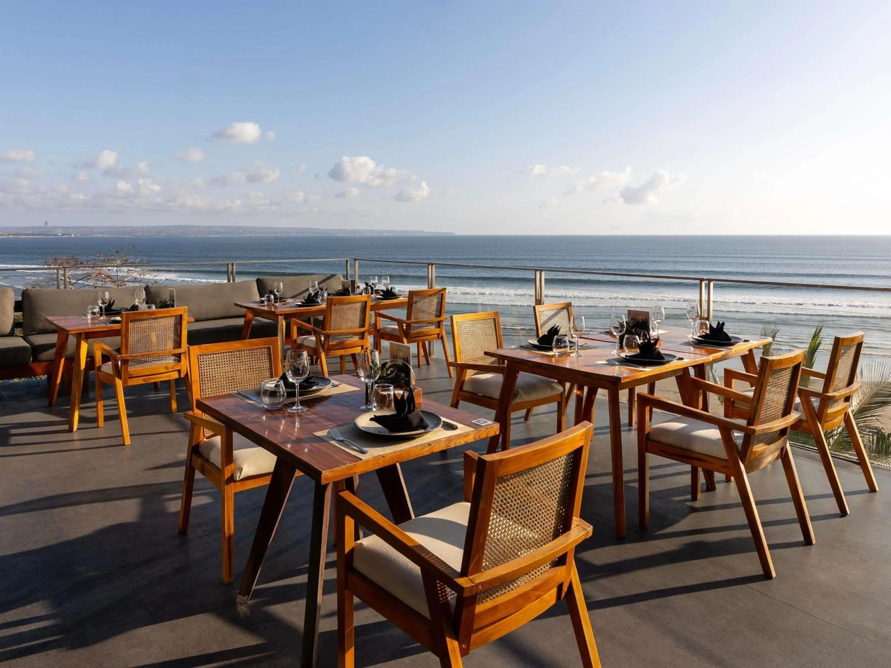 Restaurant/places to eat in Grand Seminyak Lifestyle Boutique Bali Resort