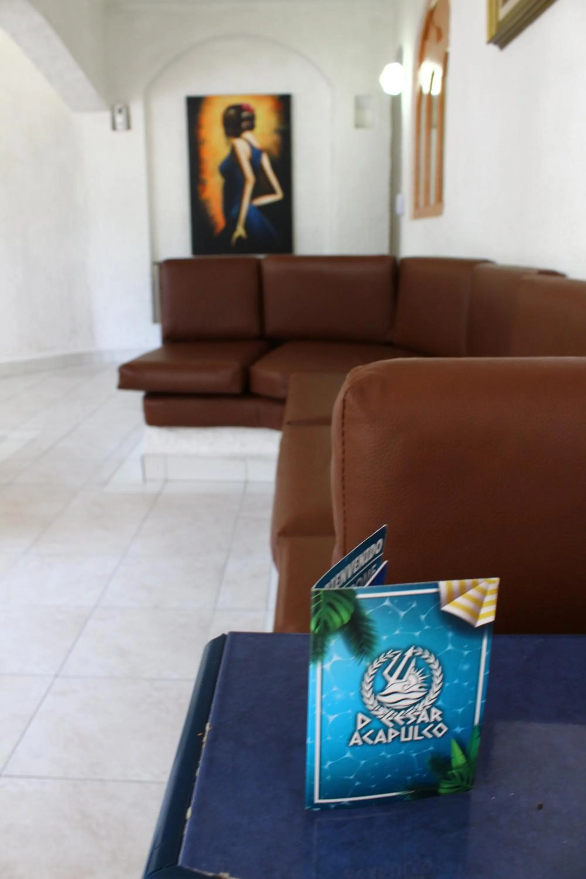 Living room in D'Cesar Hotel Acapulco