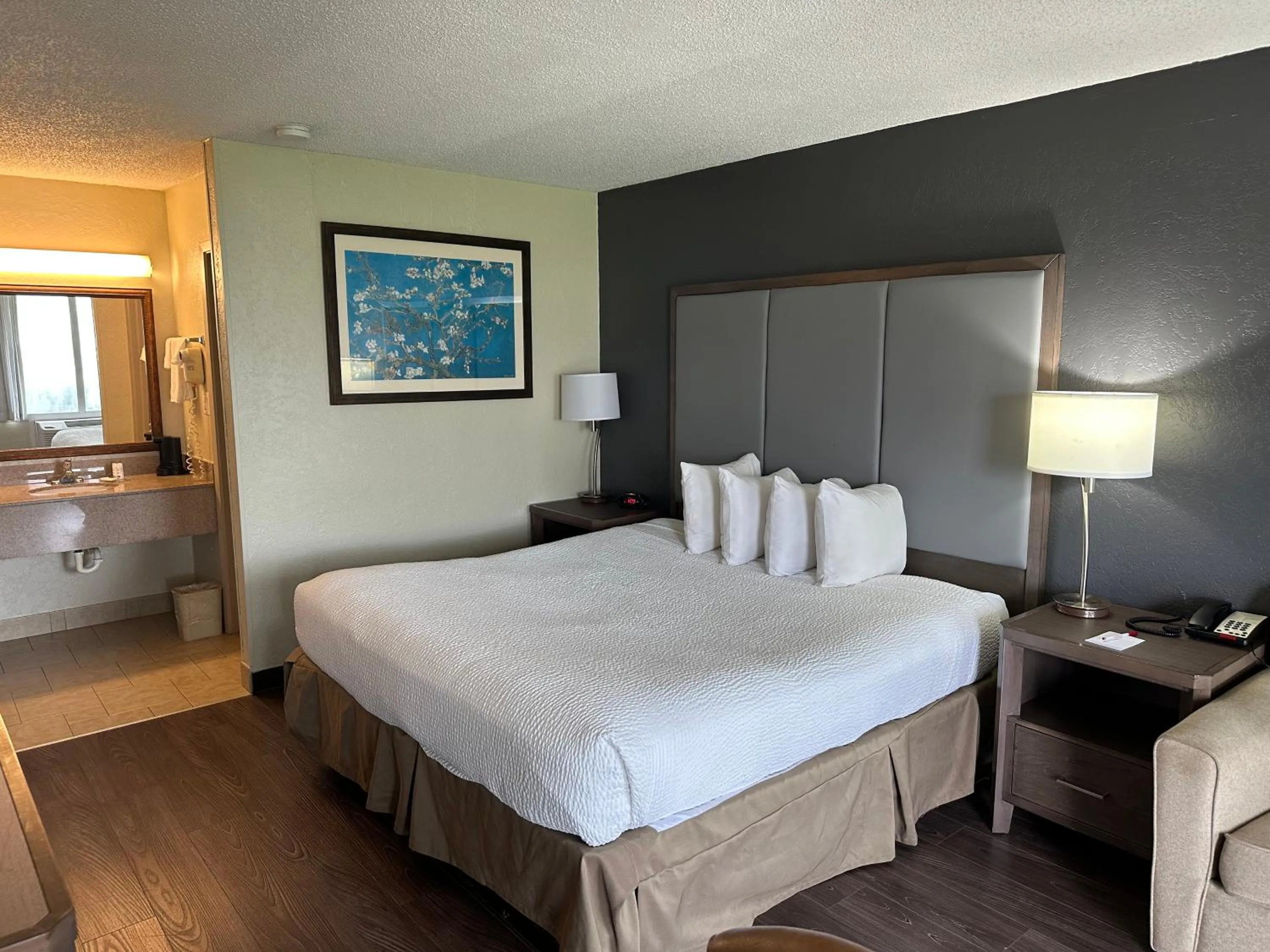 Bed in Ramada by Wyndham Houma