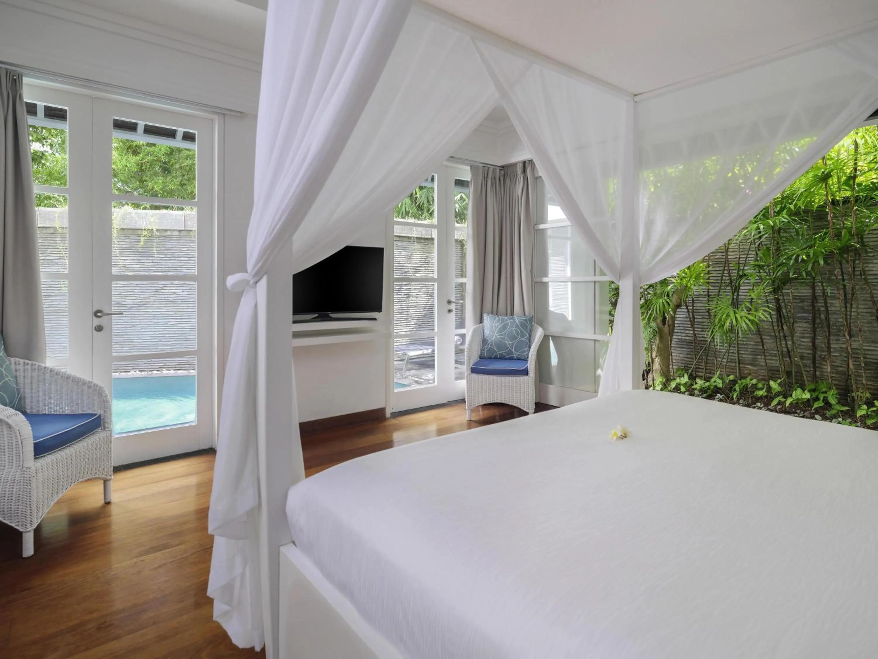 Bedroom, Bed in Peppers Seminyak