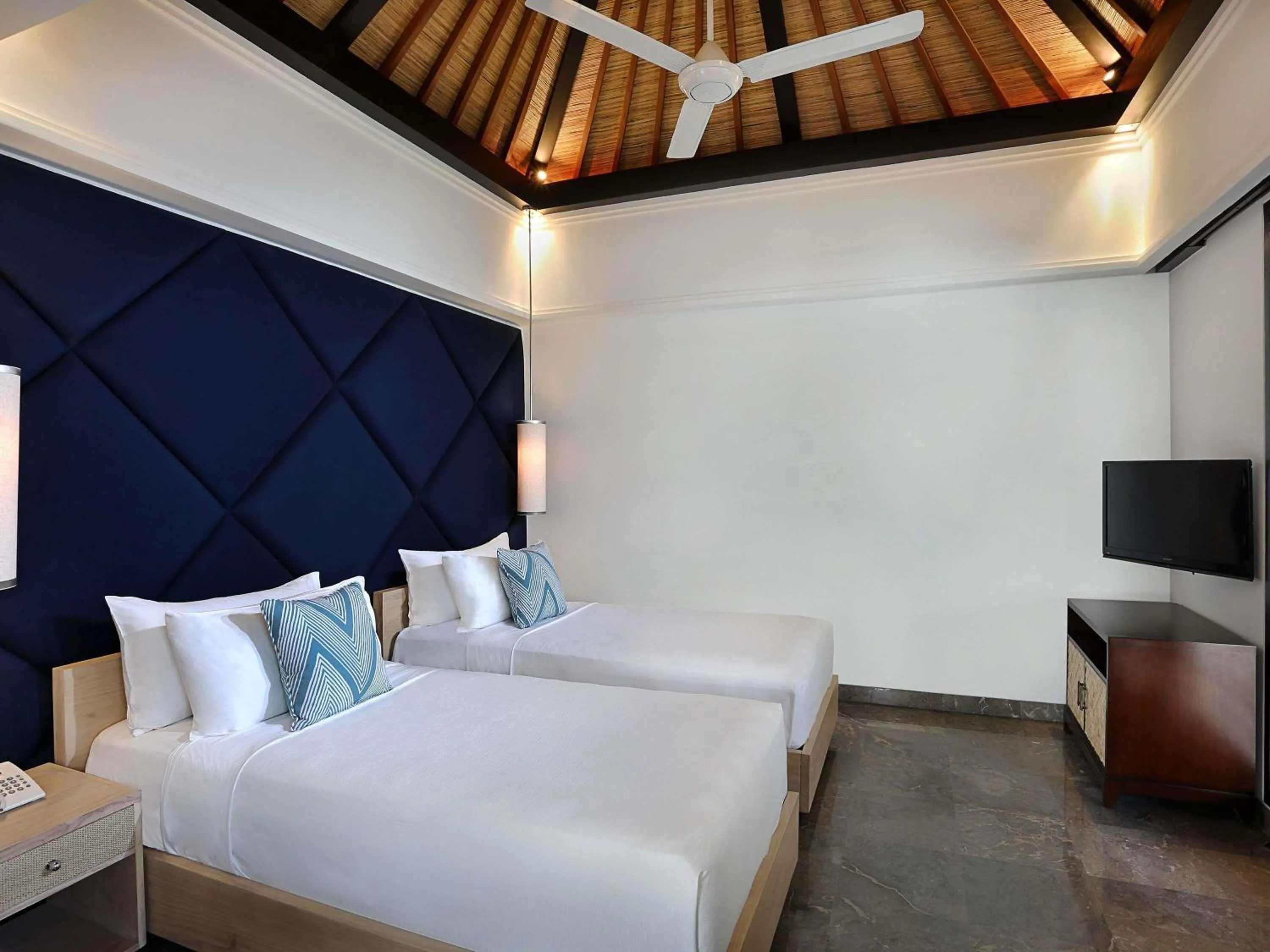 Bedroom, Bed in Peppers Seminyak