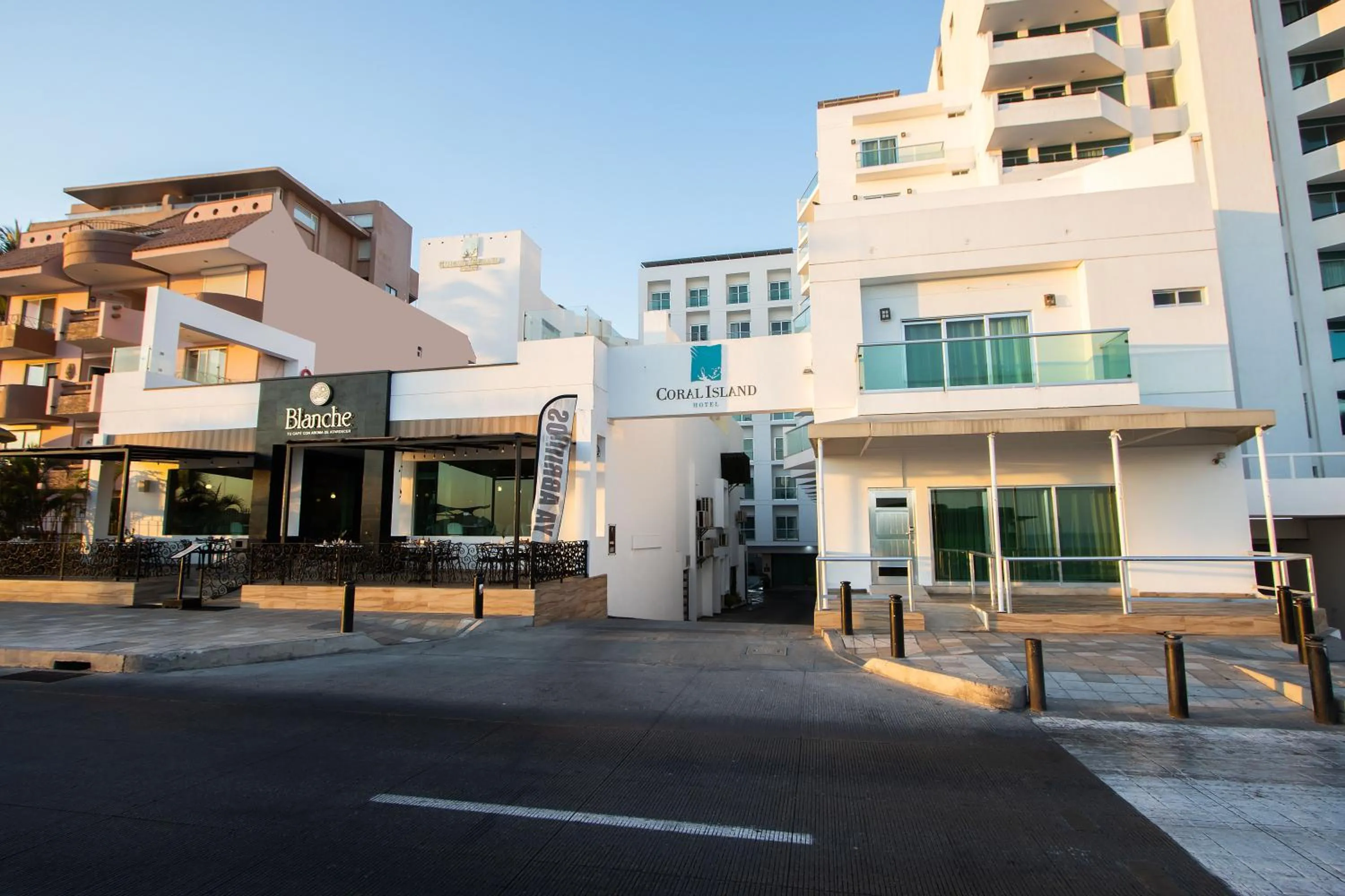 Coral Island Beach View Hotel