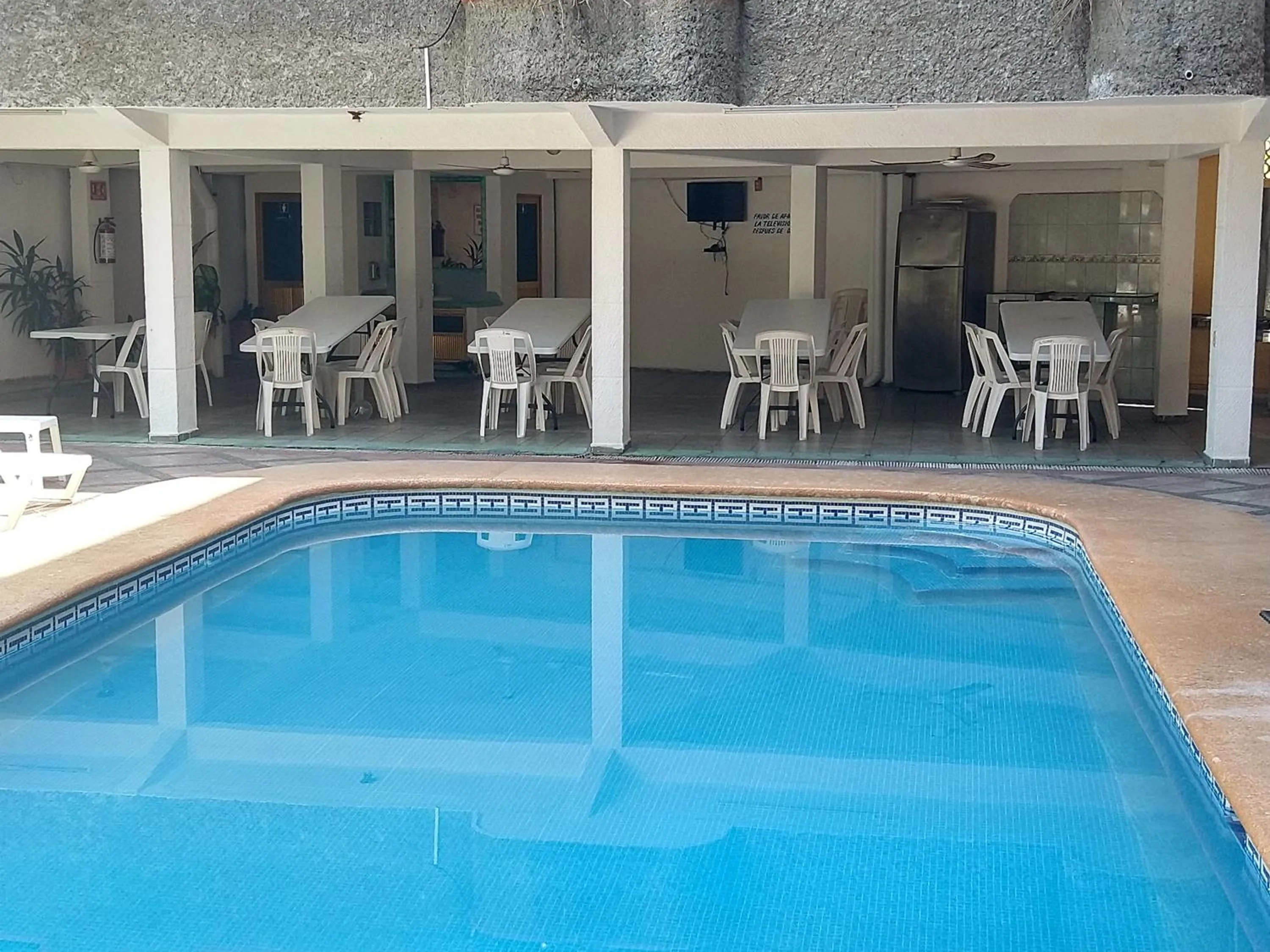 Swimming pool in Hotel Olimar