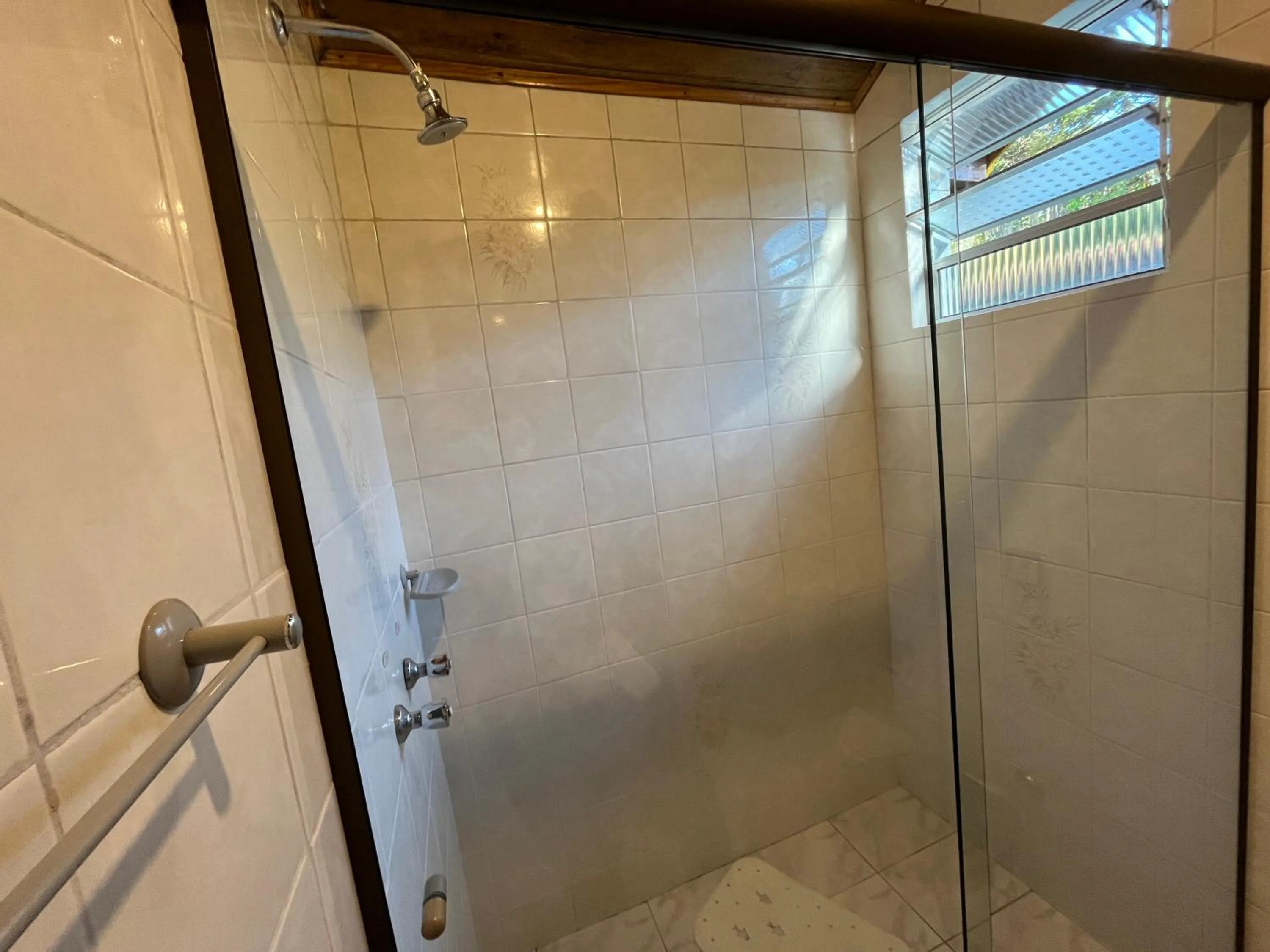 Shower in Pousada Sonho Verde