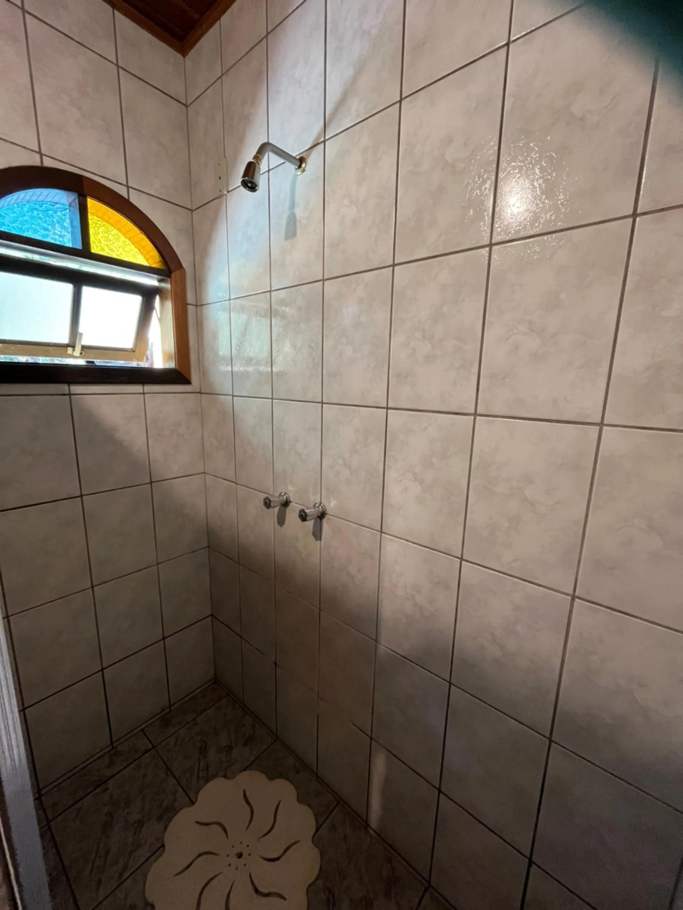 Shower in Pousada Sonho Verde