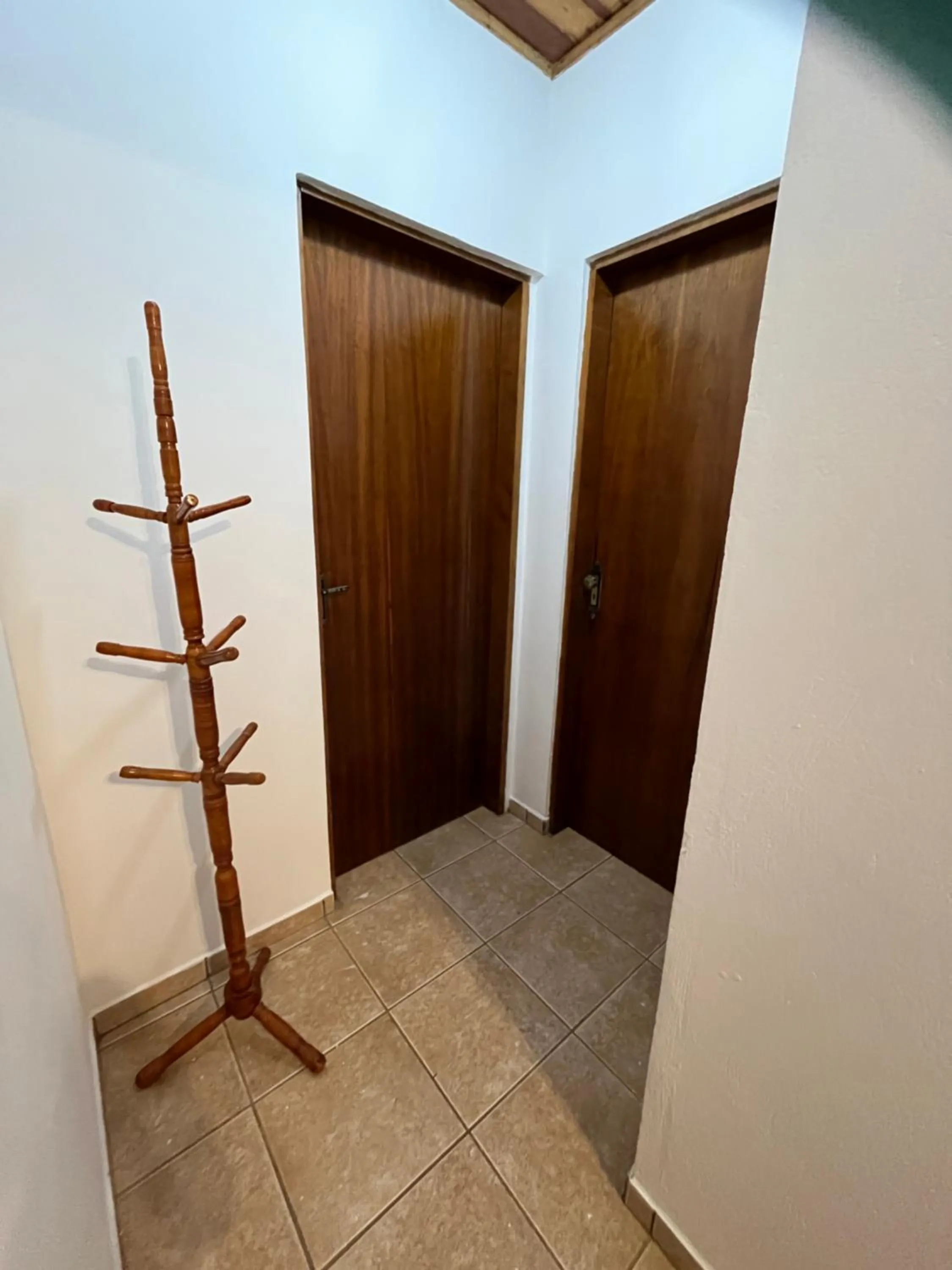 wardrobe in Pousada Sonho Verde