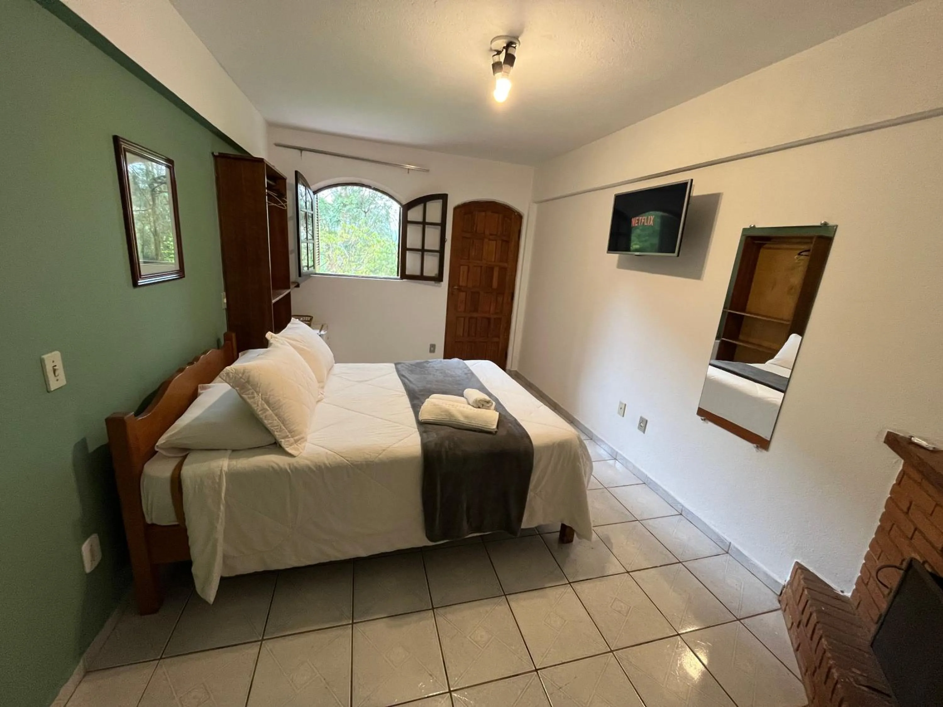 Photo of the whole room, Bed in Pousada Sonho Verde