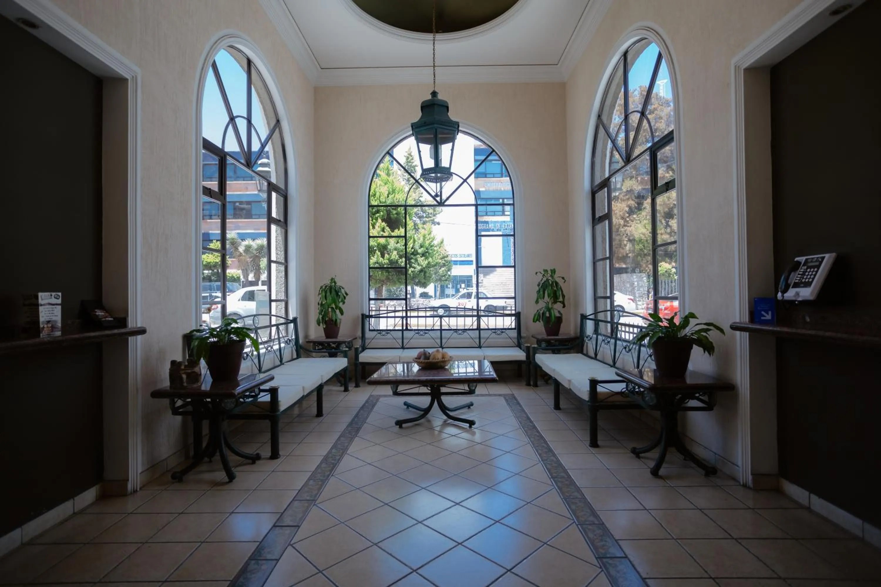 Lobby or reception in Hotel Zacatecas Courts