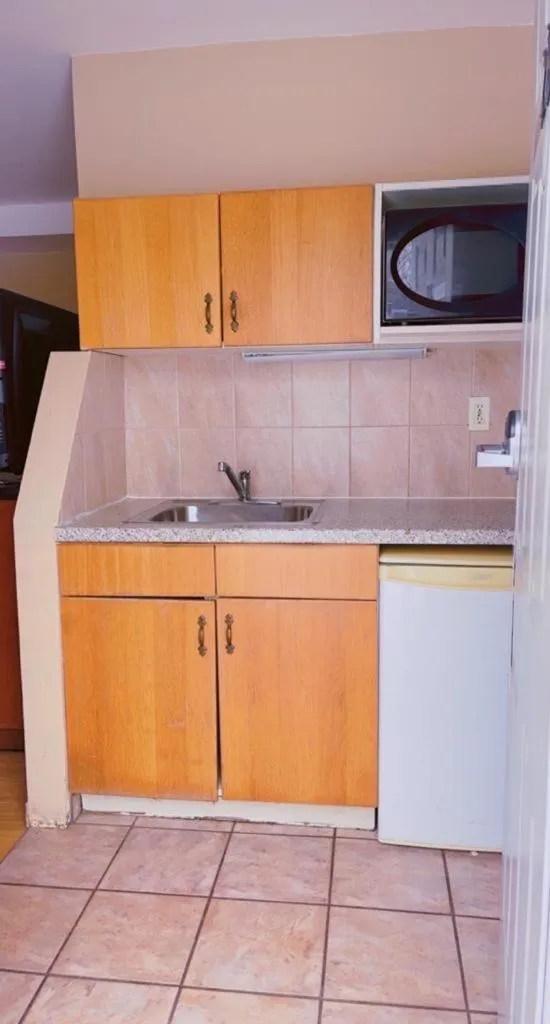 Queen Room with Two Queen Beds - Non-Smoking in Crestwood Motel