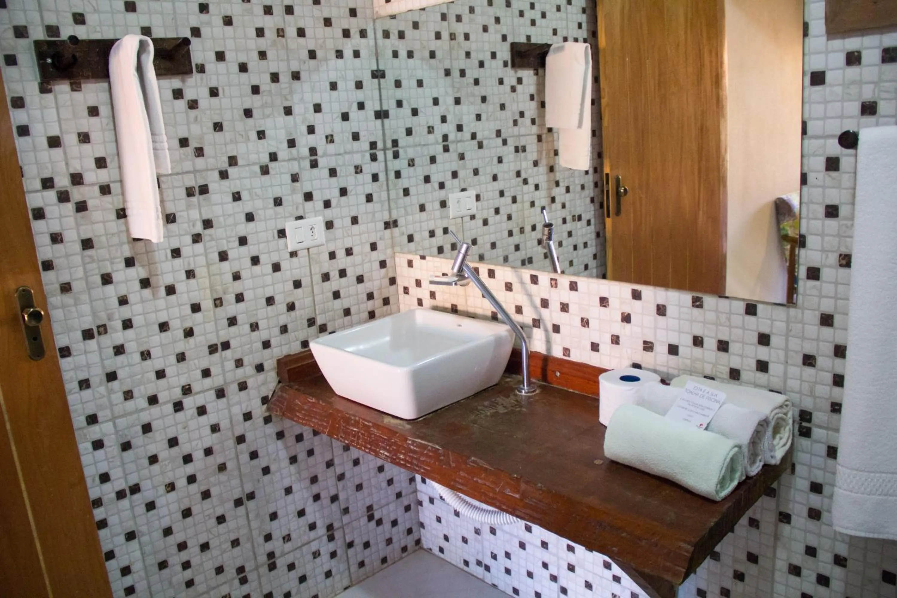Bathroom in Eco Resort Foz do Marinheiro
