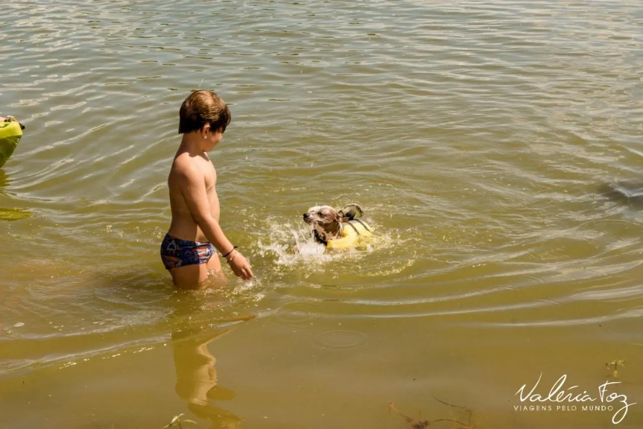 People in Eco Resort Foz do Marinheiro