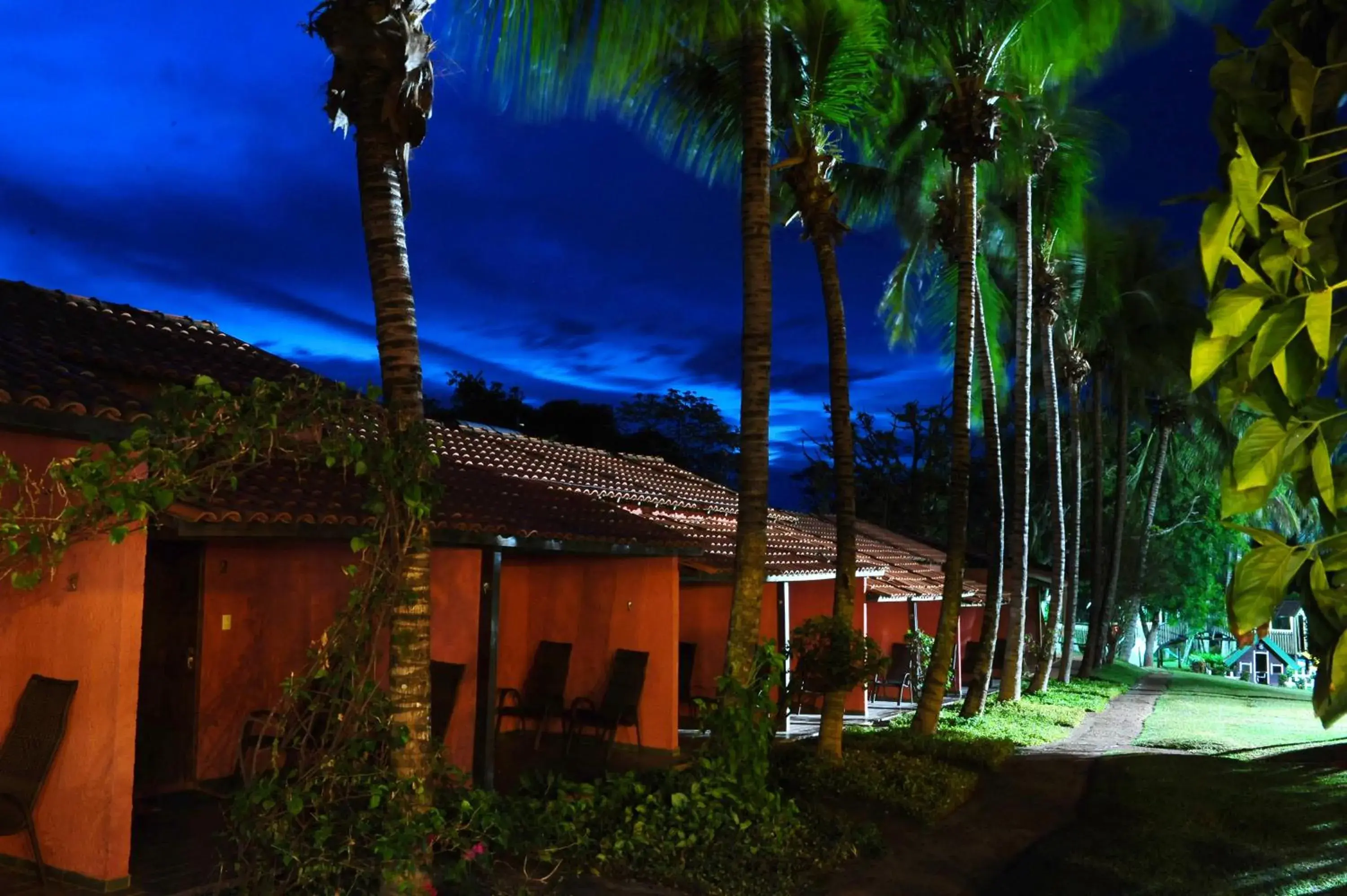 Deluxe Quadruple Room - single occupancy in Eco Resort Foz do Marinheiro Deluxe Quadruple Room - single occupancy in Eco Resort Foz do Marinheiro