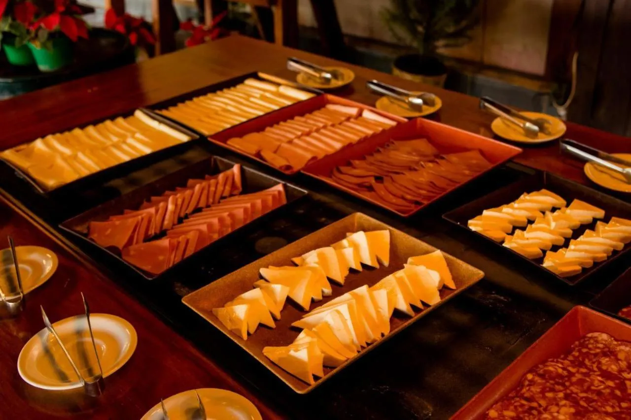 Food and drinks in Eco Resort Foz do Marinheiro