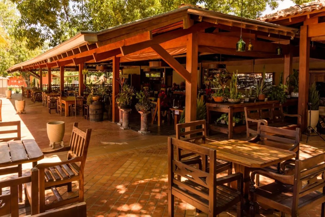 Restaurant/places to eat in Eco Resort Foz do Marinheiro