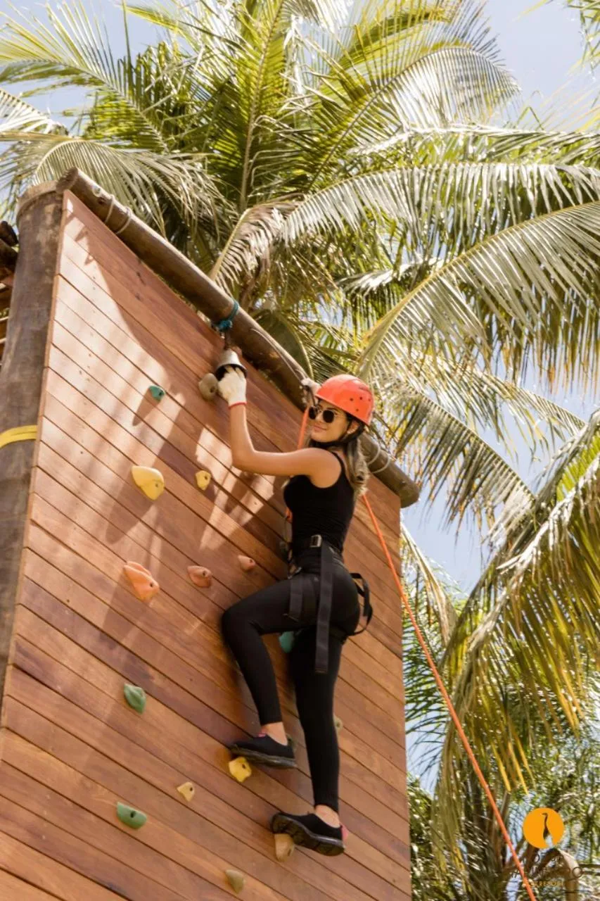 People in Eco Resort Foz do Marinheiro